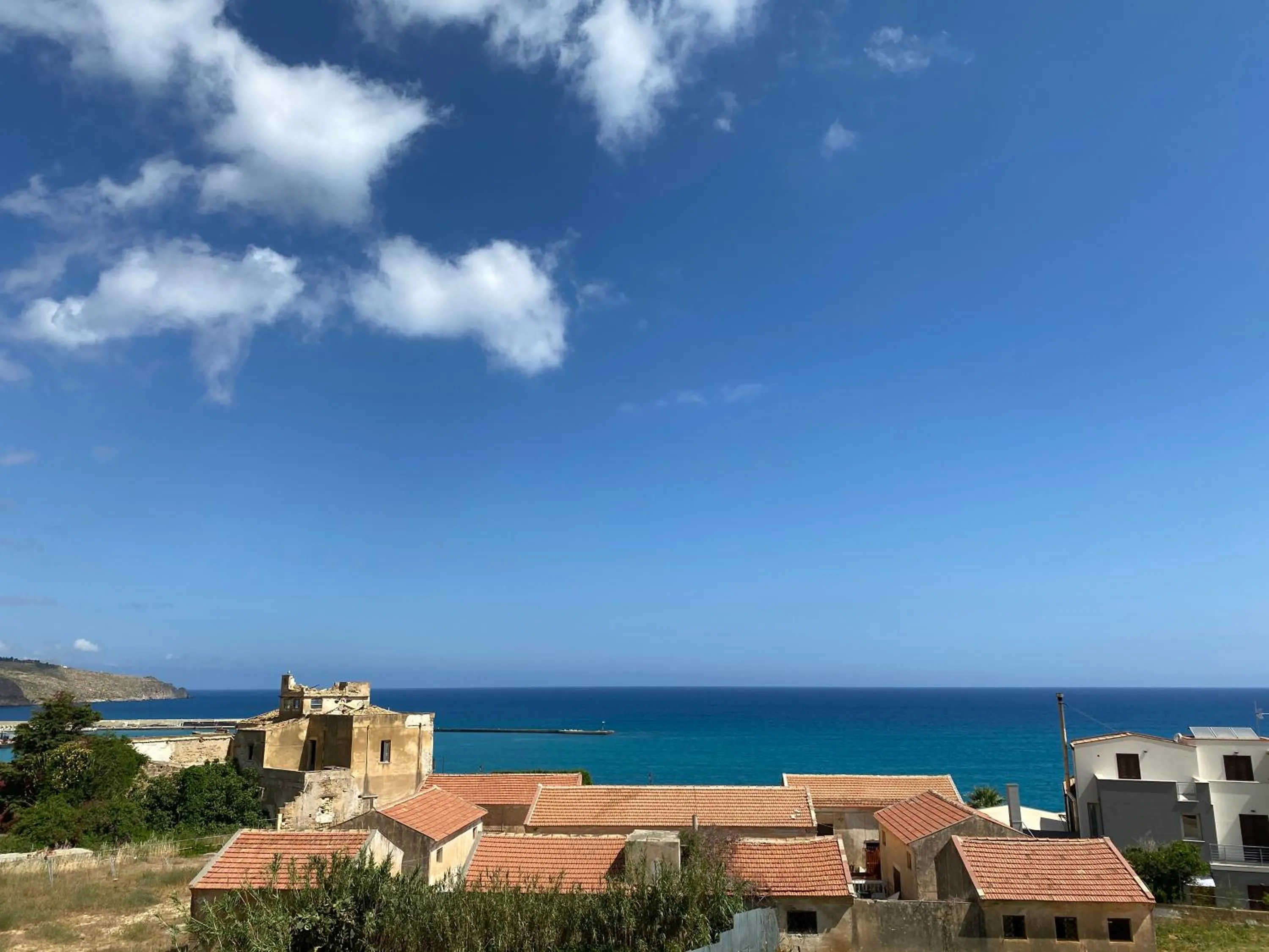 Marina di Petrolo Apartments