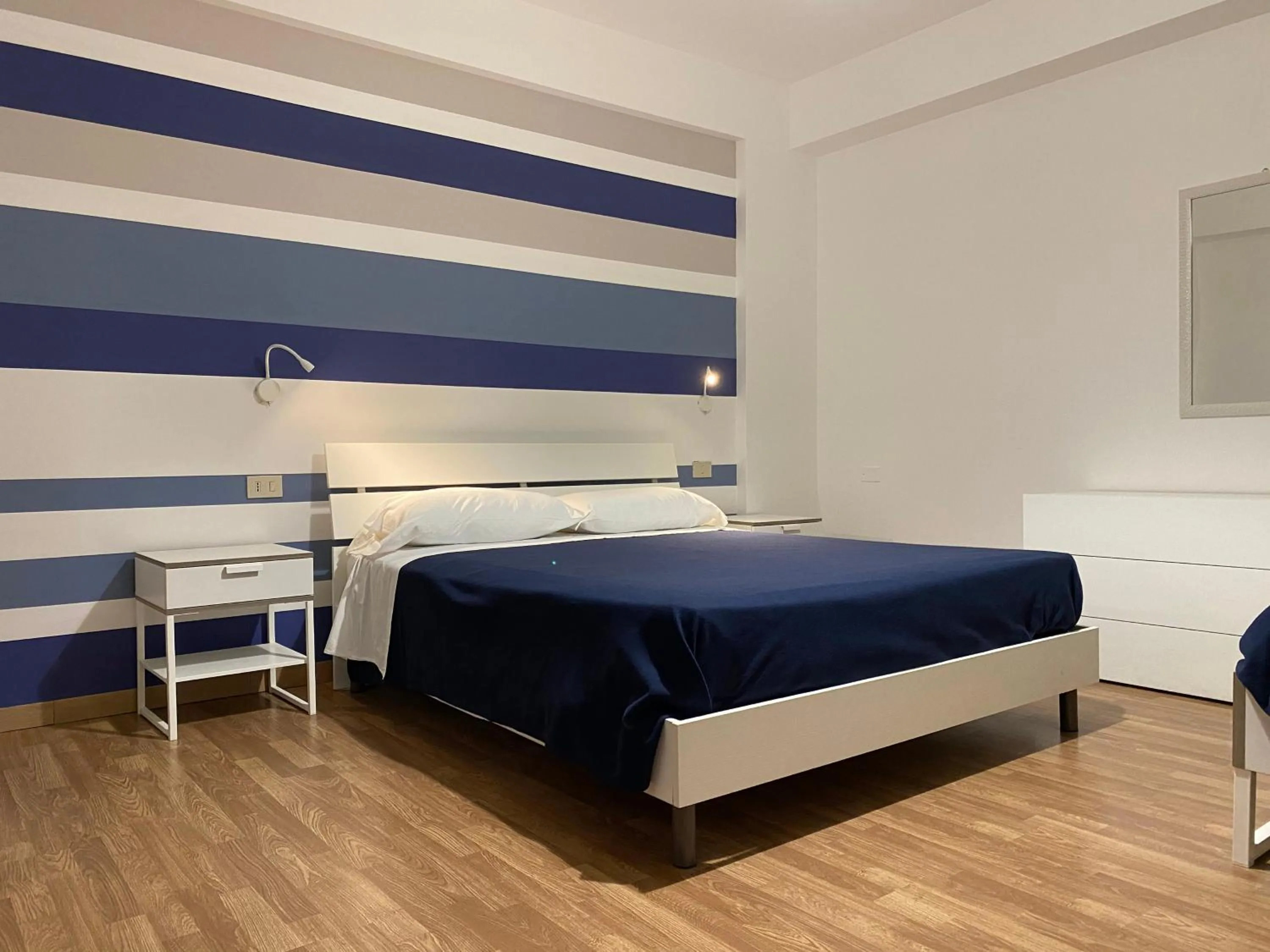 Bed in Marina di Petrolo Apartments