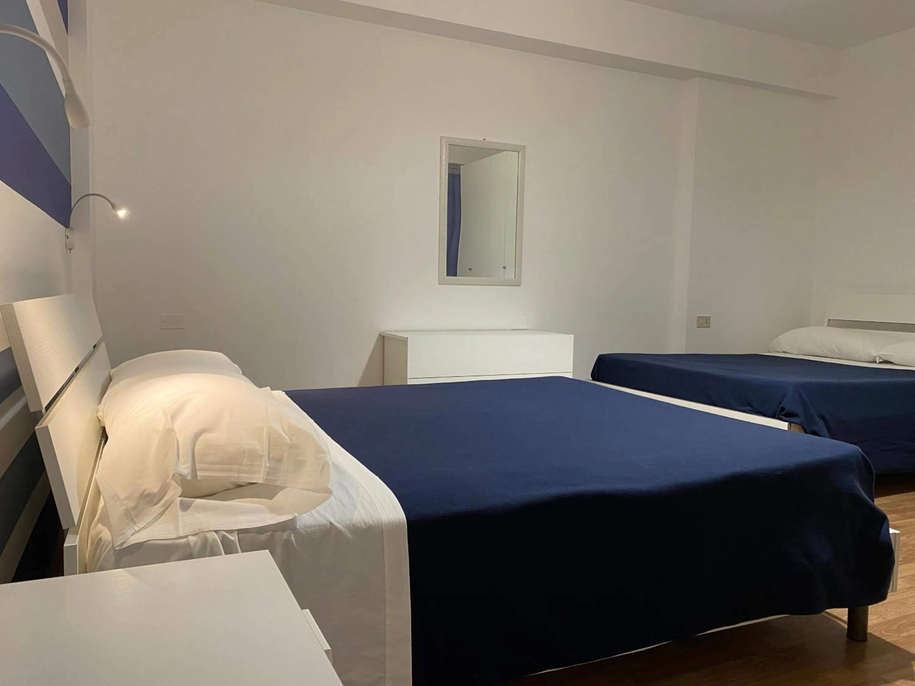 Bed in Marina di Petrolo Apartments