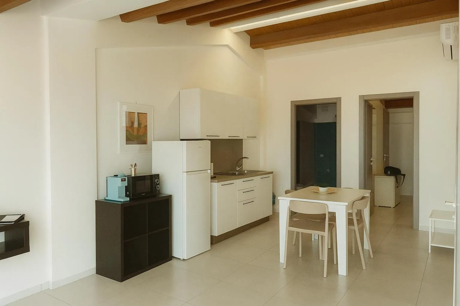 Kitchen or kitchenette in Marina di Petrolo Apartments