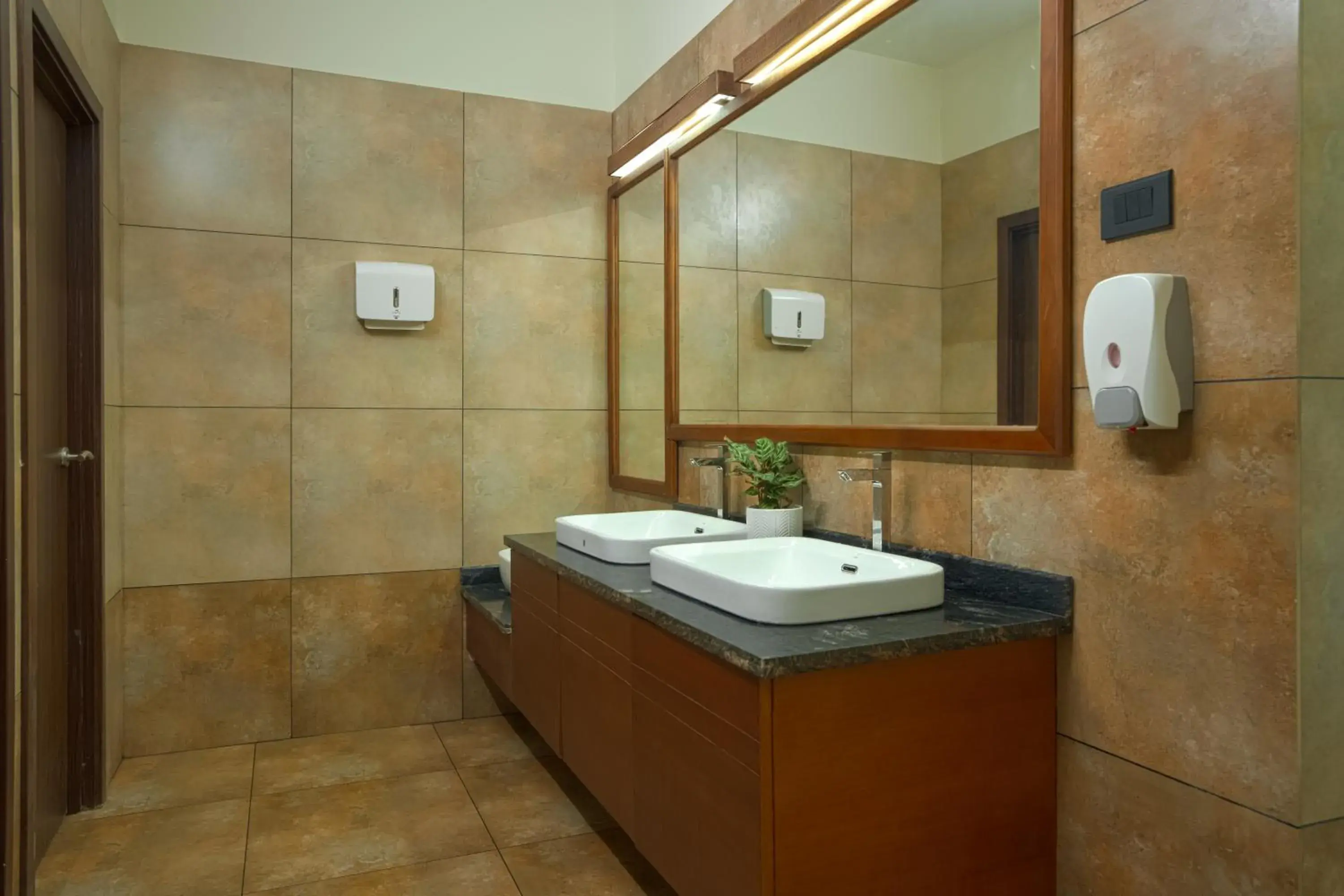 Bathroom in Maram Resort Mamalakandam Bathroom in Maram Resort Mamalakandam