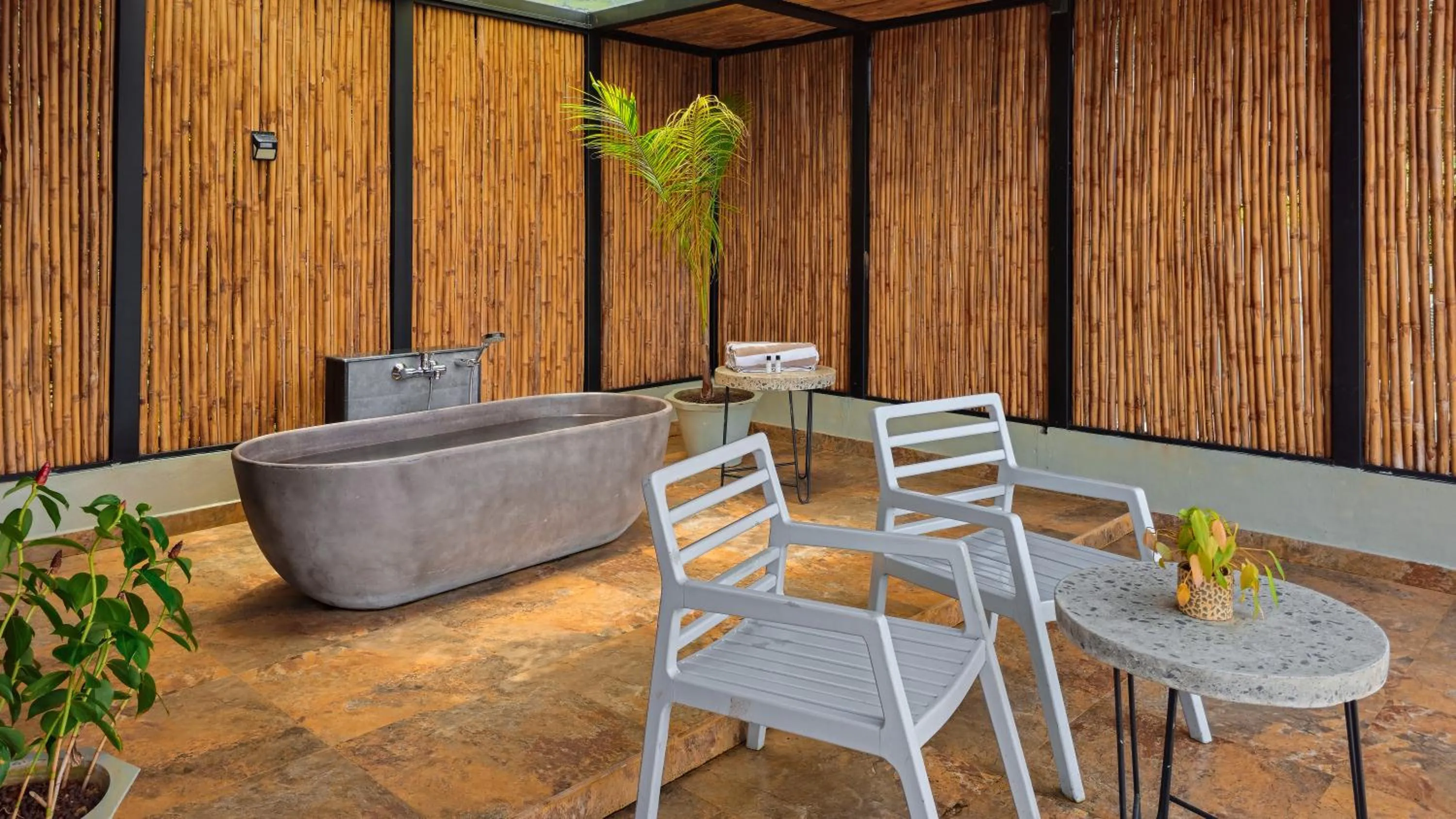 Balcony/Terrace in Maram Resort Mamalakandam