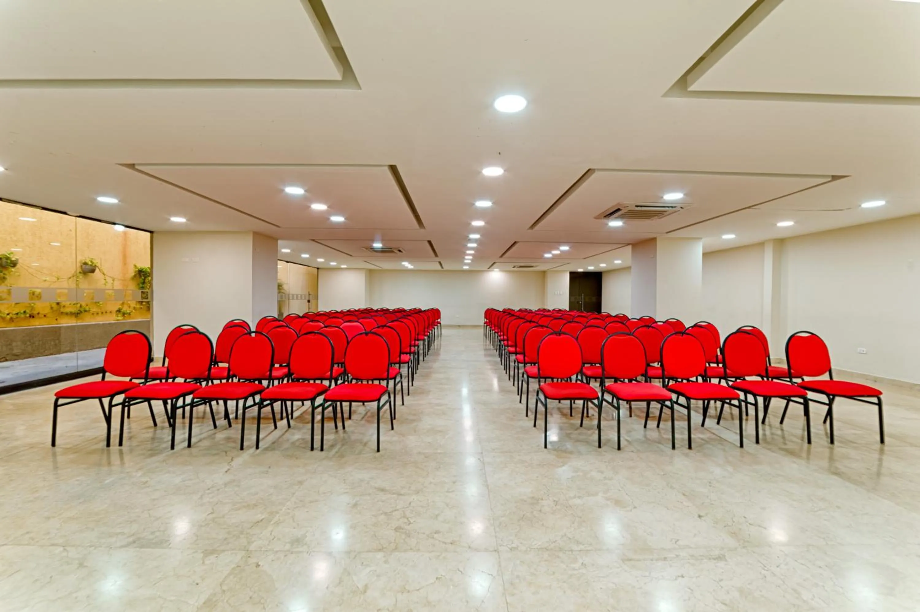 Banquet/Function facilities in Hotel Caribe 79