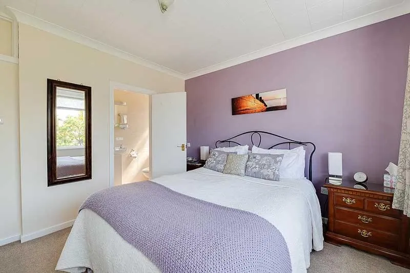 Bed in The Coast Yard B & B and Garden Chalets