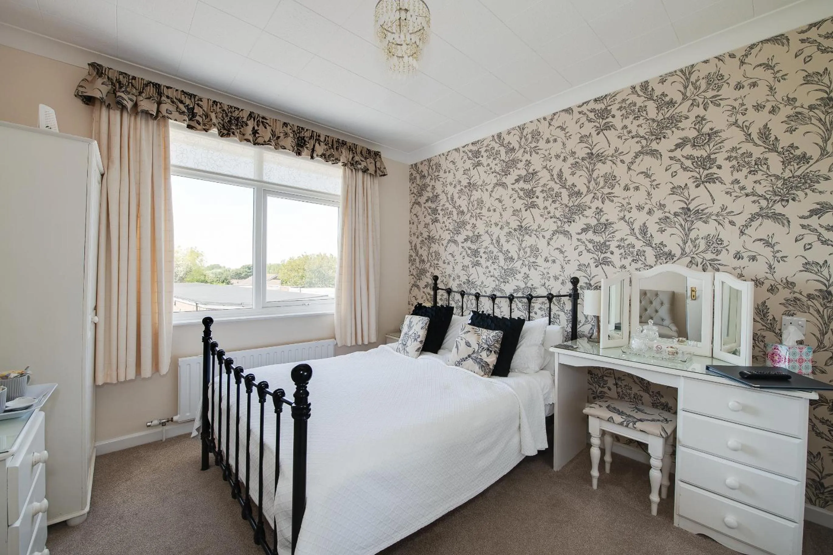 Bed in The Coast Yard B & B and Garden Chalets