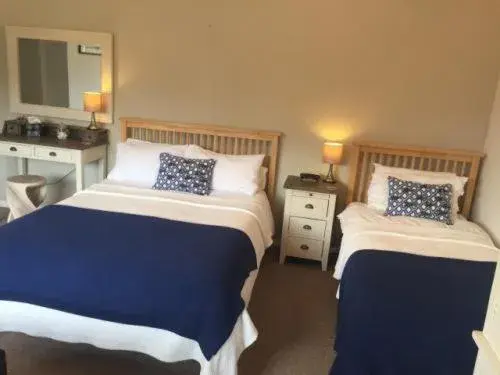 Deluxe Double or Twin Room - single occupancy in The Coast Yard B & B and Garden Chalets Deluxe Double or Twin Room - single occupancy in The Coast Yard B & B and Garden Chalets