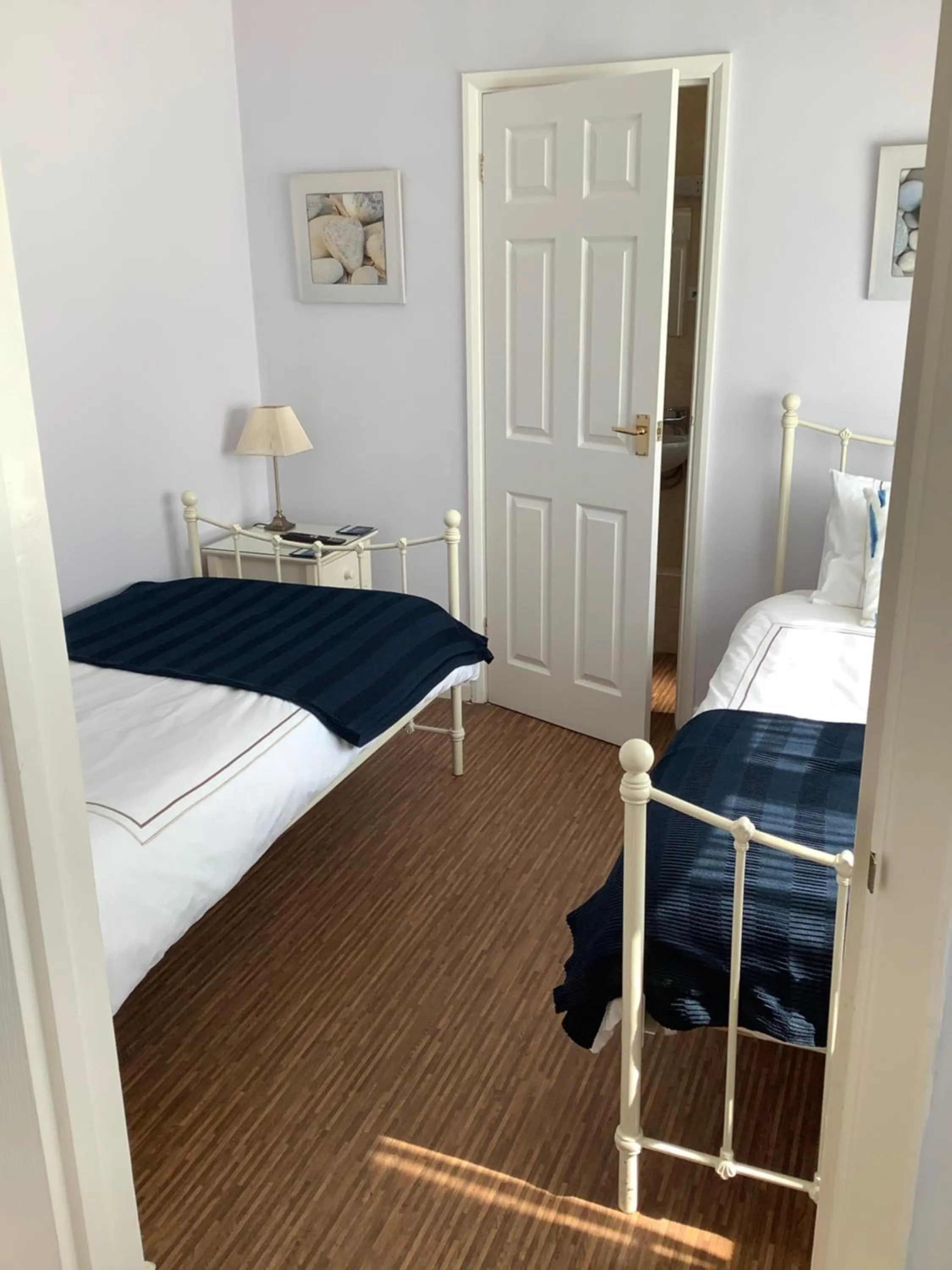 Bedroom, Bed in The Coast Yard B & B and Garden Chalets