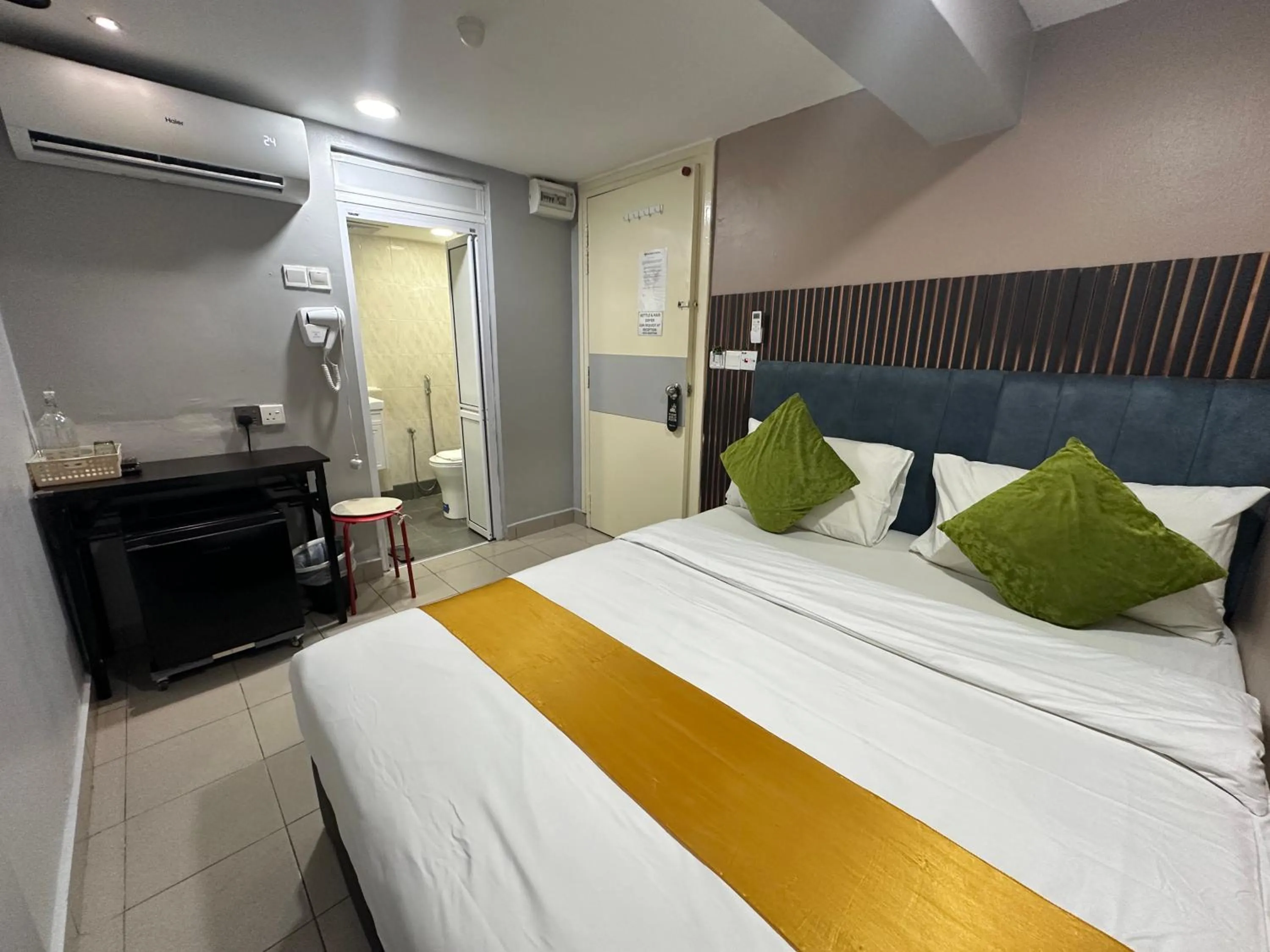 Bed in SS Grey Hotel