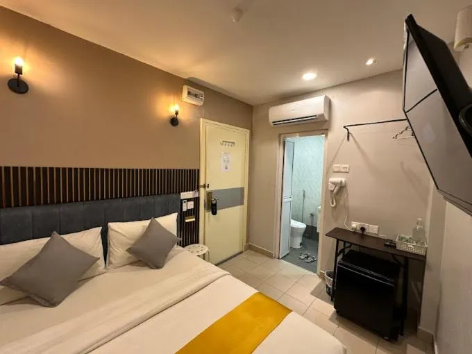 Bed in SS Grey Hotel