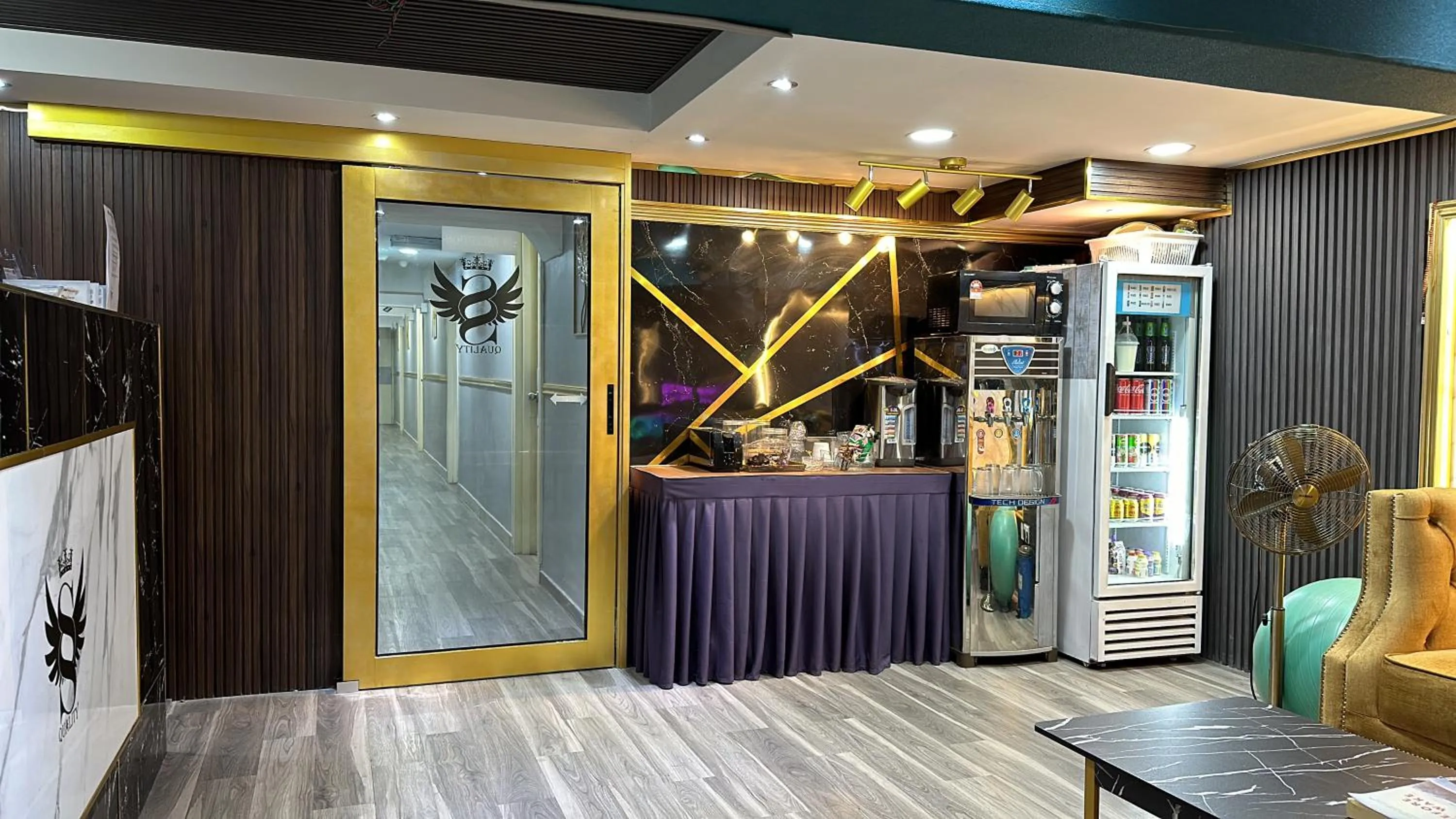 Coffee/tea facilities in SS Grey Hotel