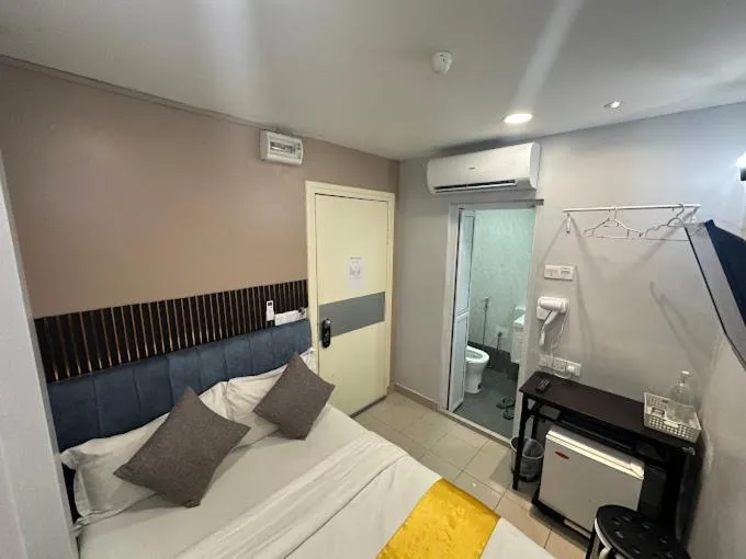 Bed in SS Grey Hotel