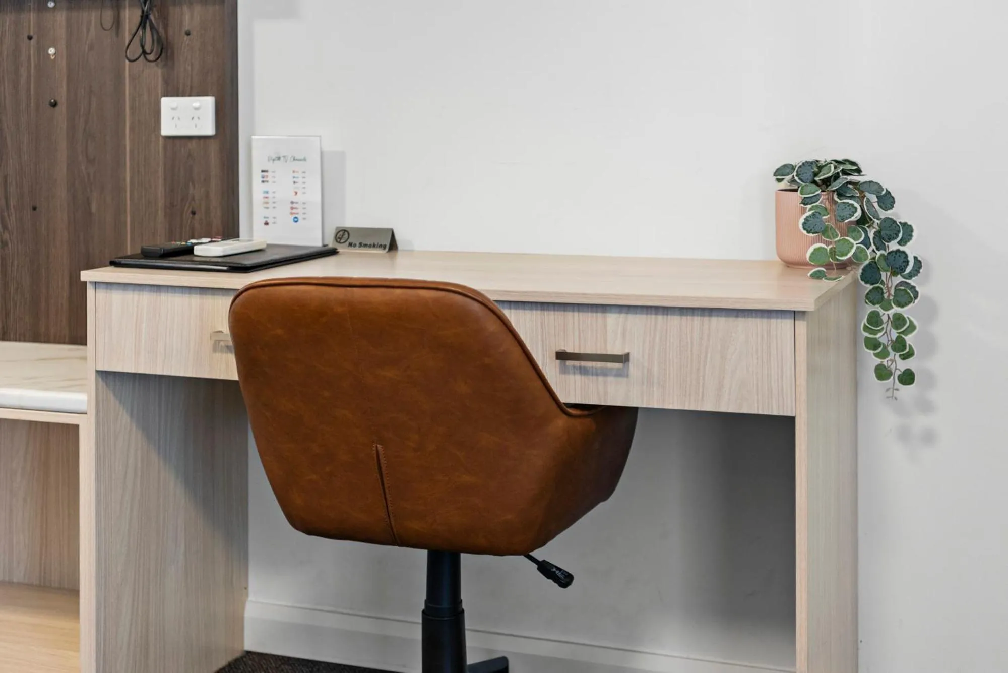 Guests in Bomaderry Motor Inn