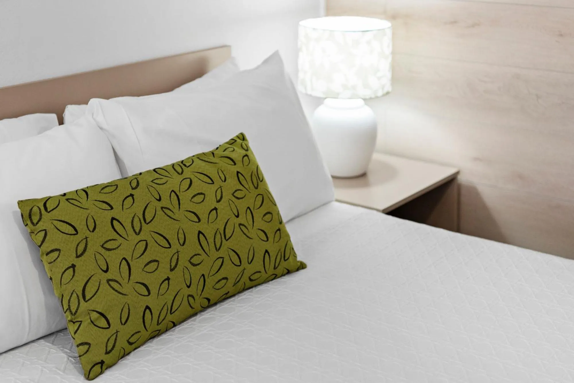 Bed in Bomaderry Motor Inn