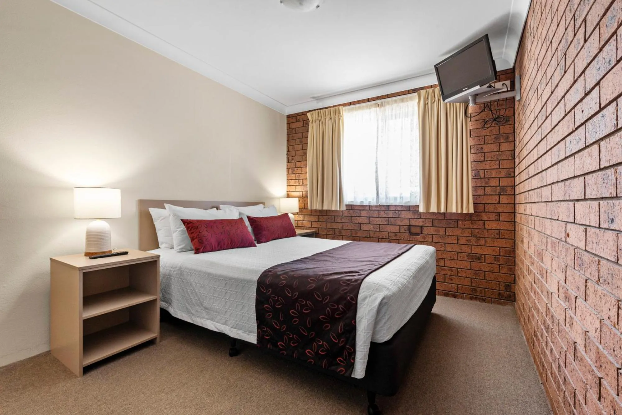 Bedroom, Bed in Bomaderry Motor Inn