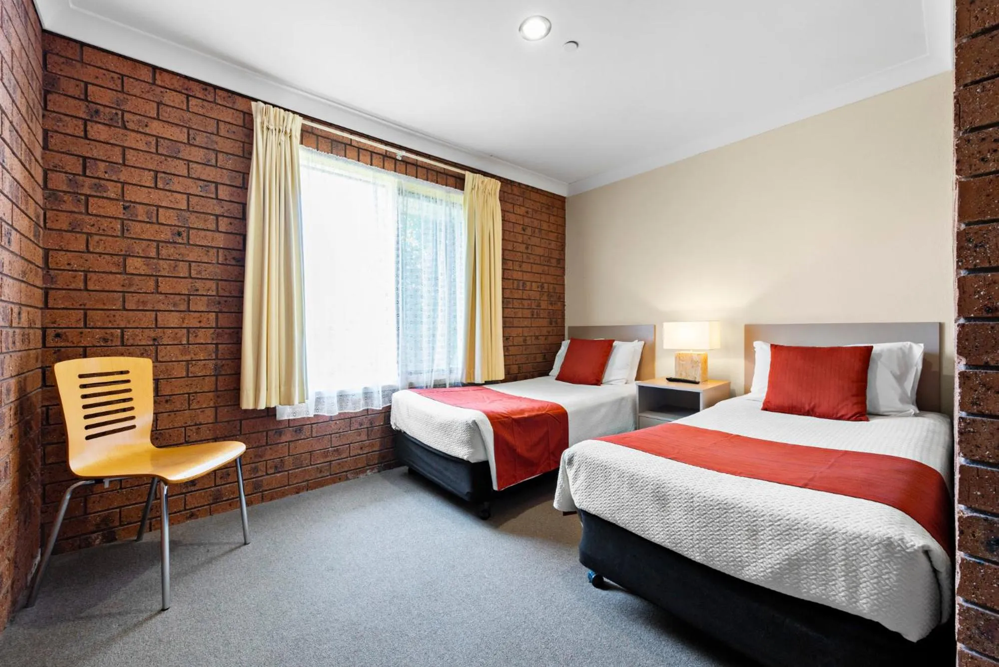Bedroom, Bed in Bomaderry Motor Inn