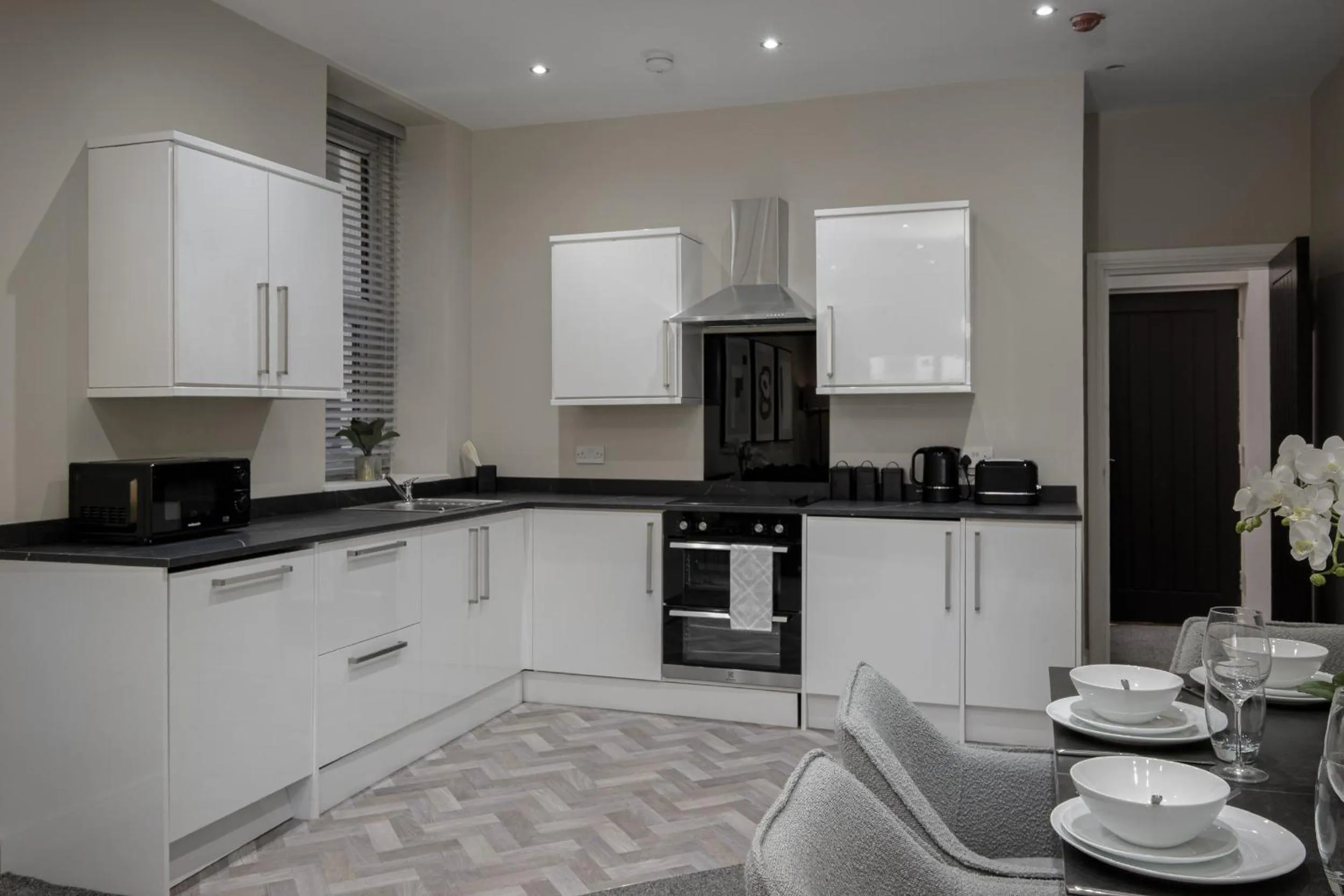 Kitchen or kitchenette in The Blackpool Beach Boutique Apartments