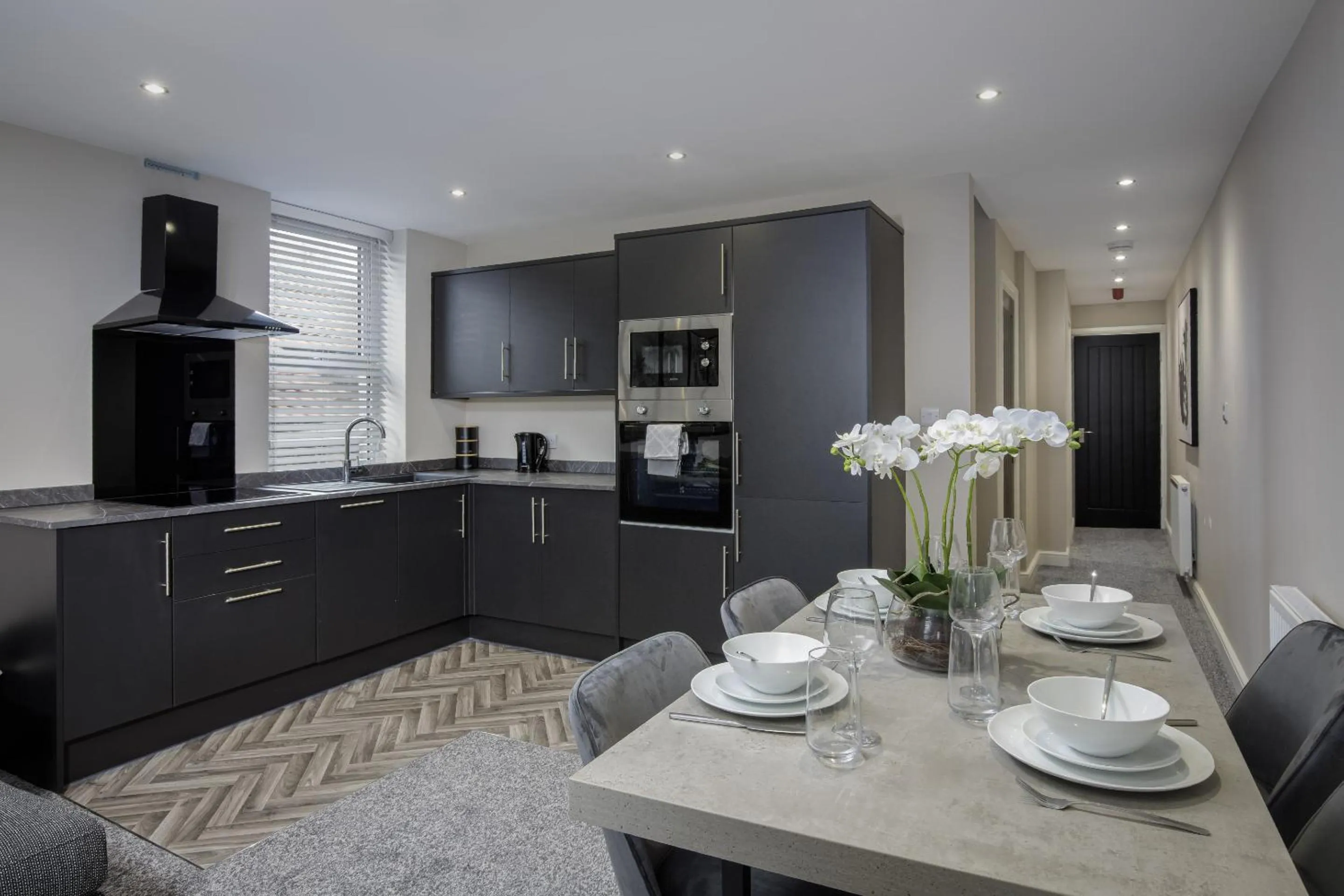 Kitchen or kitchenette in The Blackpool Beach Boutique Apartments