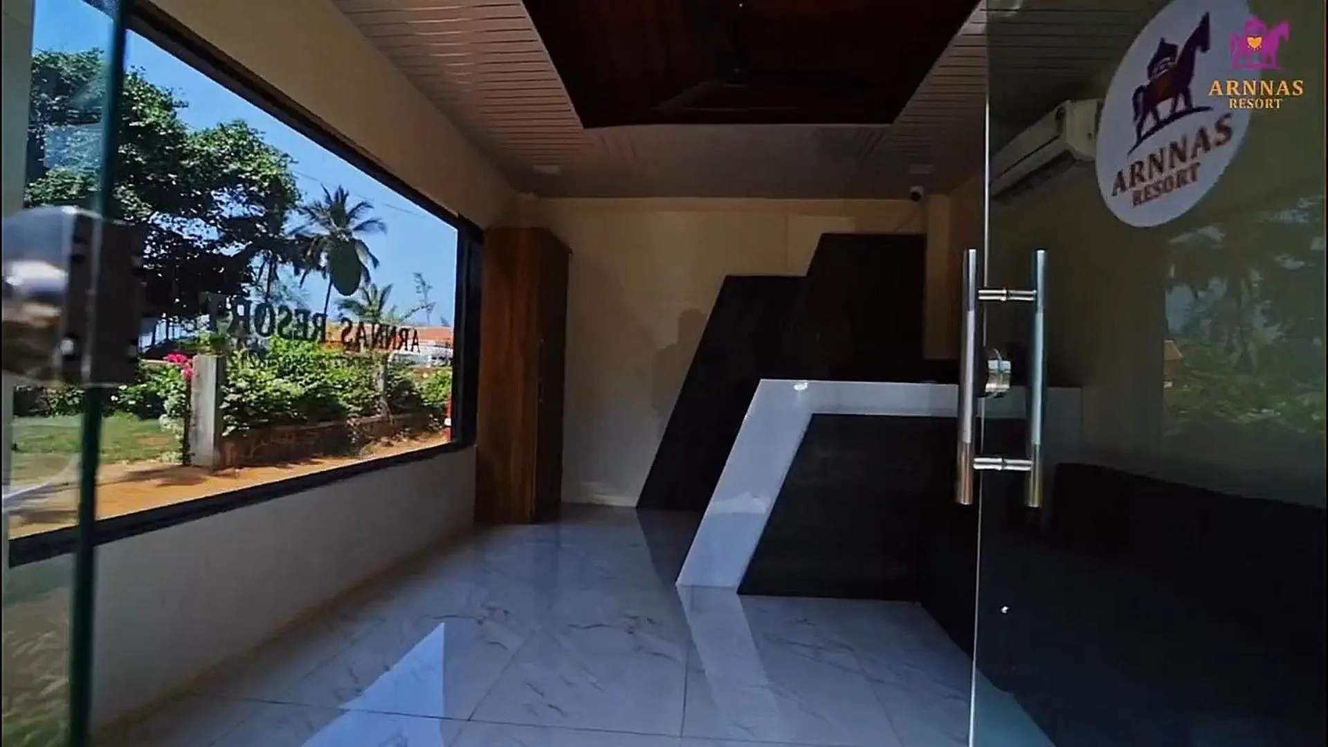 Lobby or reception in Arnnas Resort Diveagar