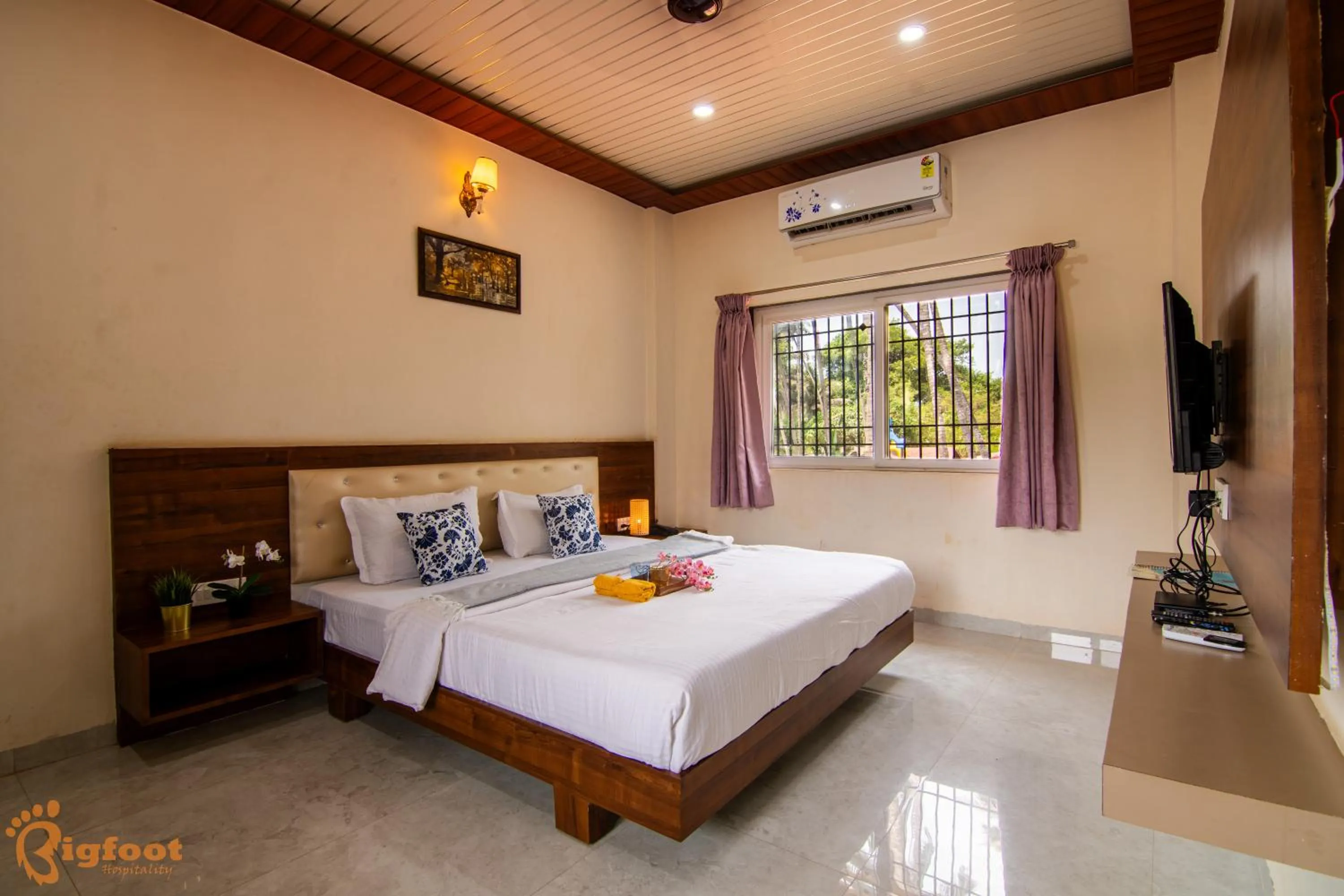 Bed in Arnnas Resort Diveagar