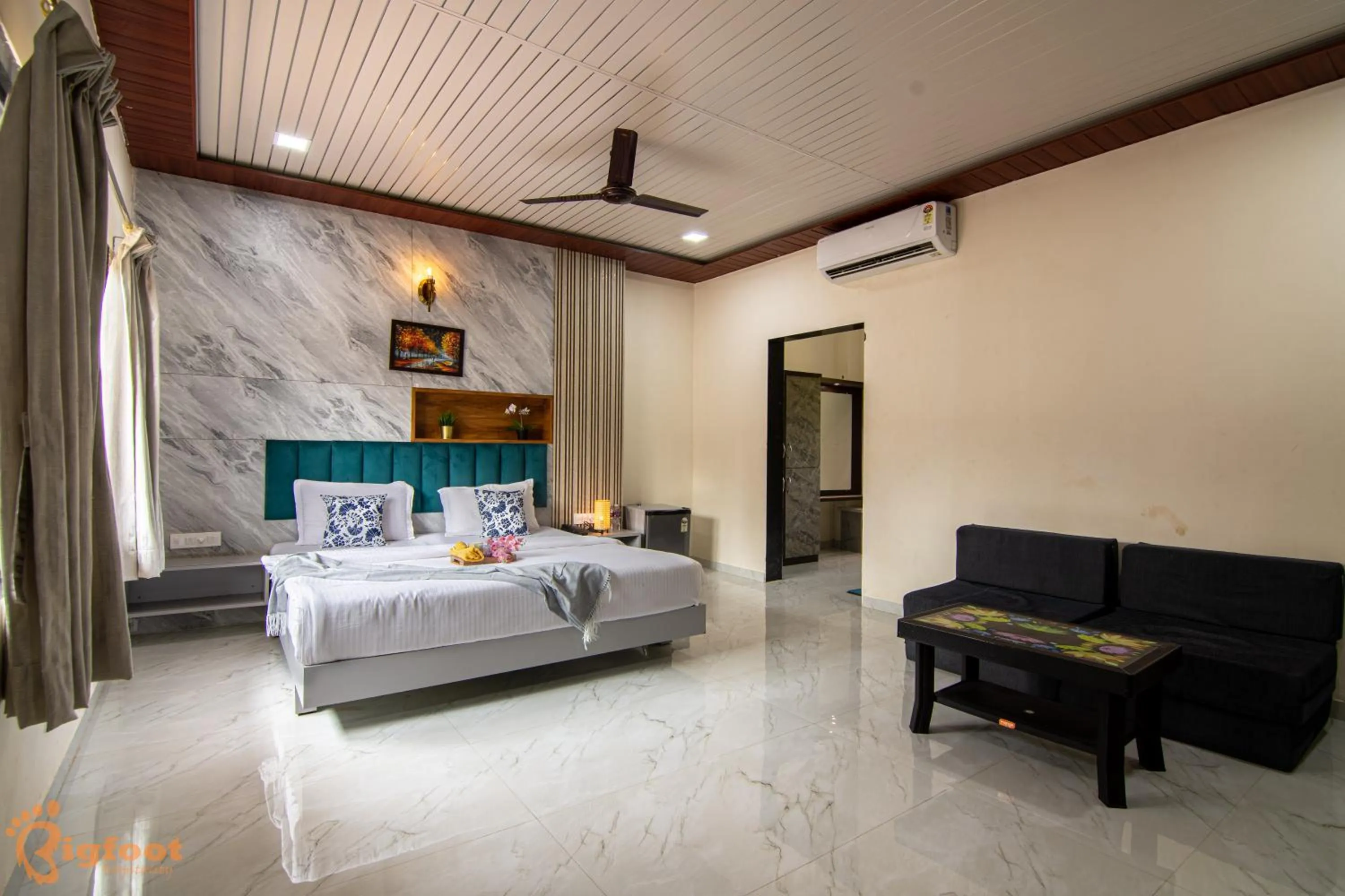 Bed in Arnnas Resort Diveagar