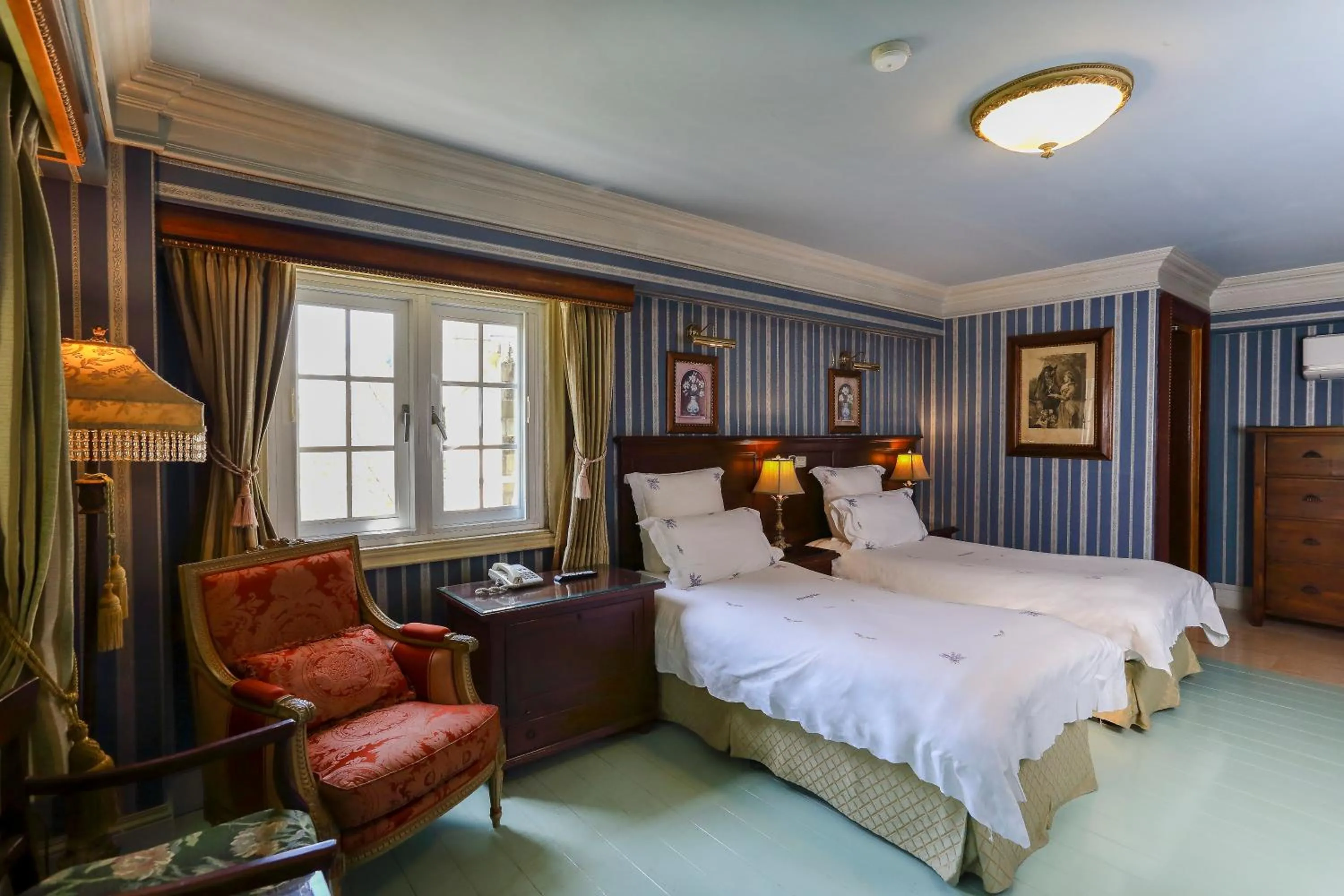 Bed in Shangrila Music Villa