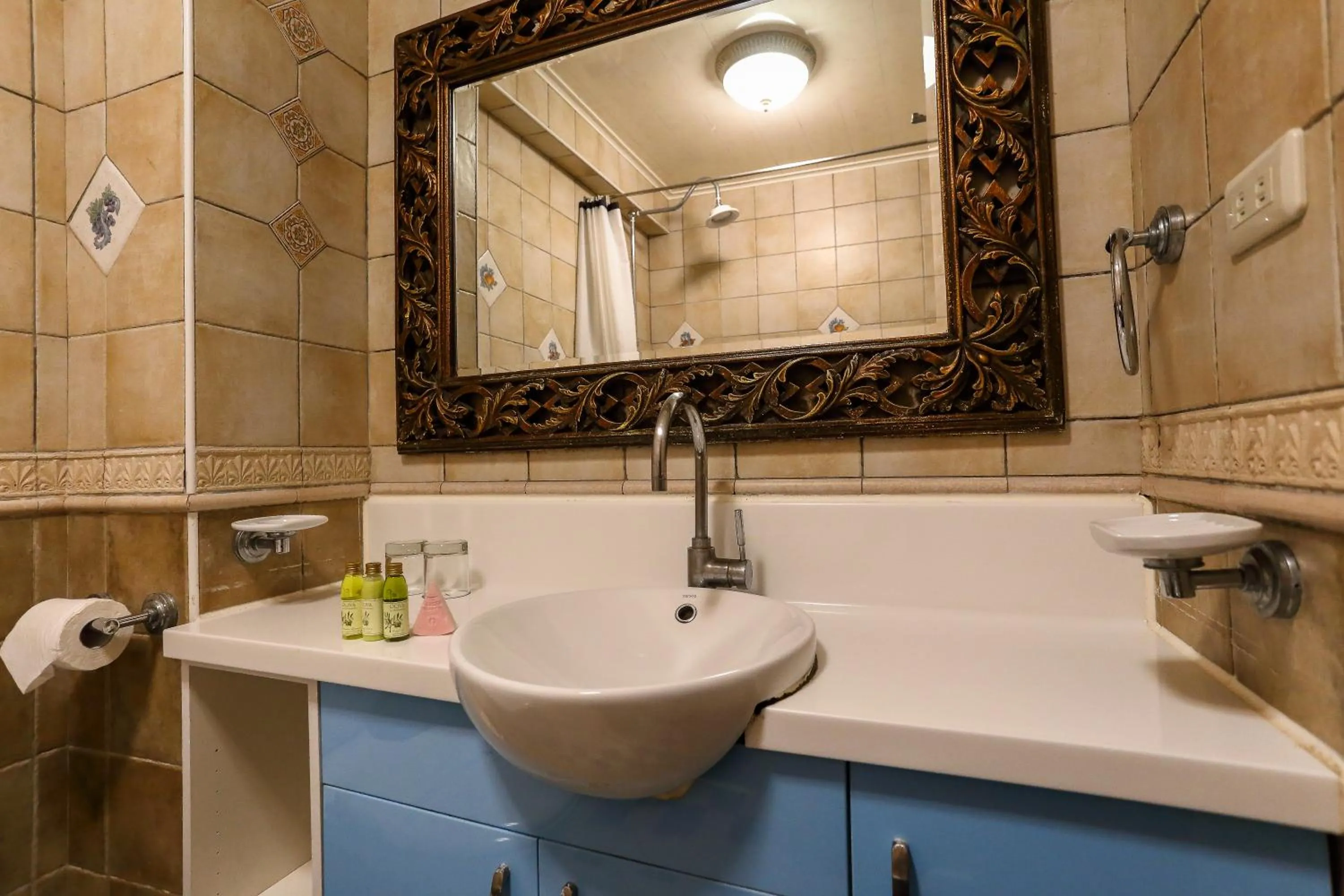 Bathroom in Shangrila Music Villa