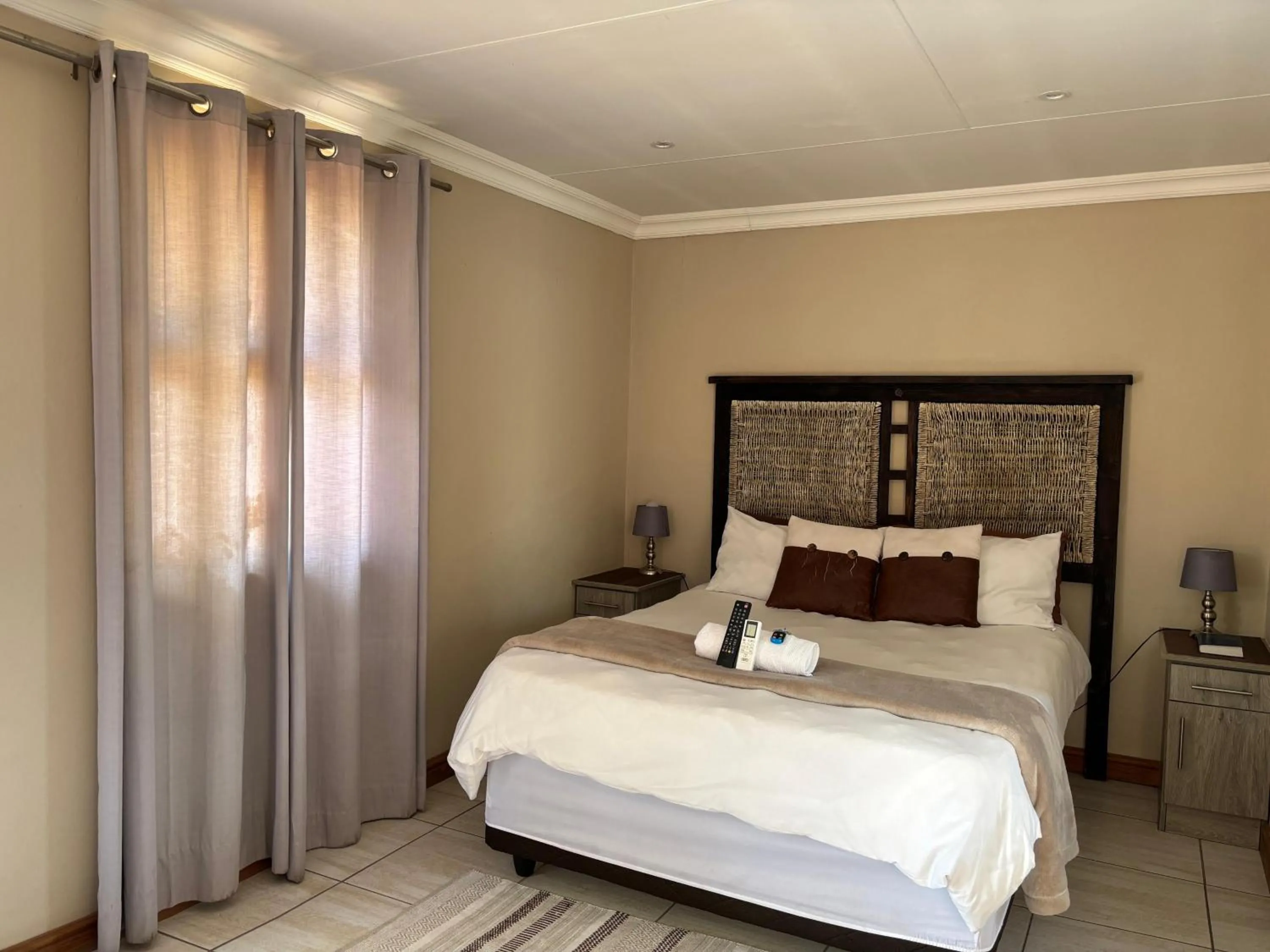 High Breeze Lodge