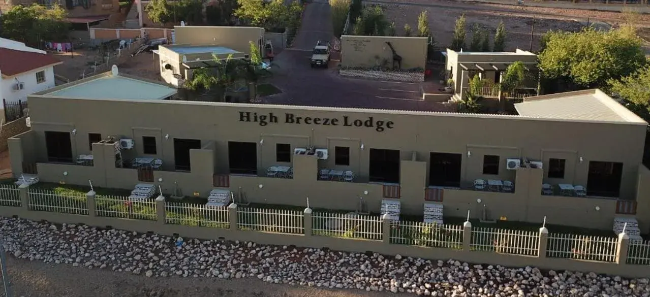 High Breeze Lodge High Breeze Lodge