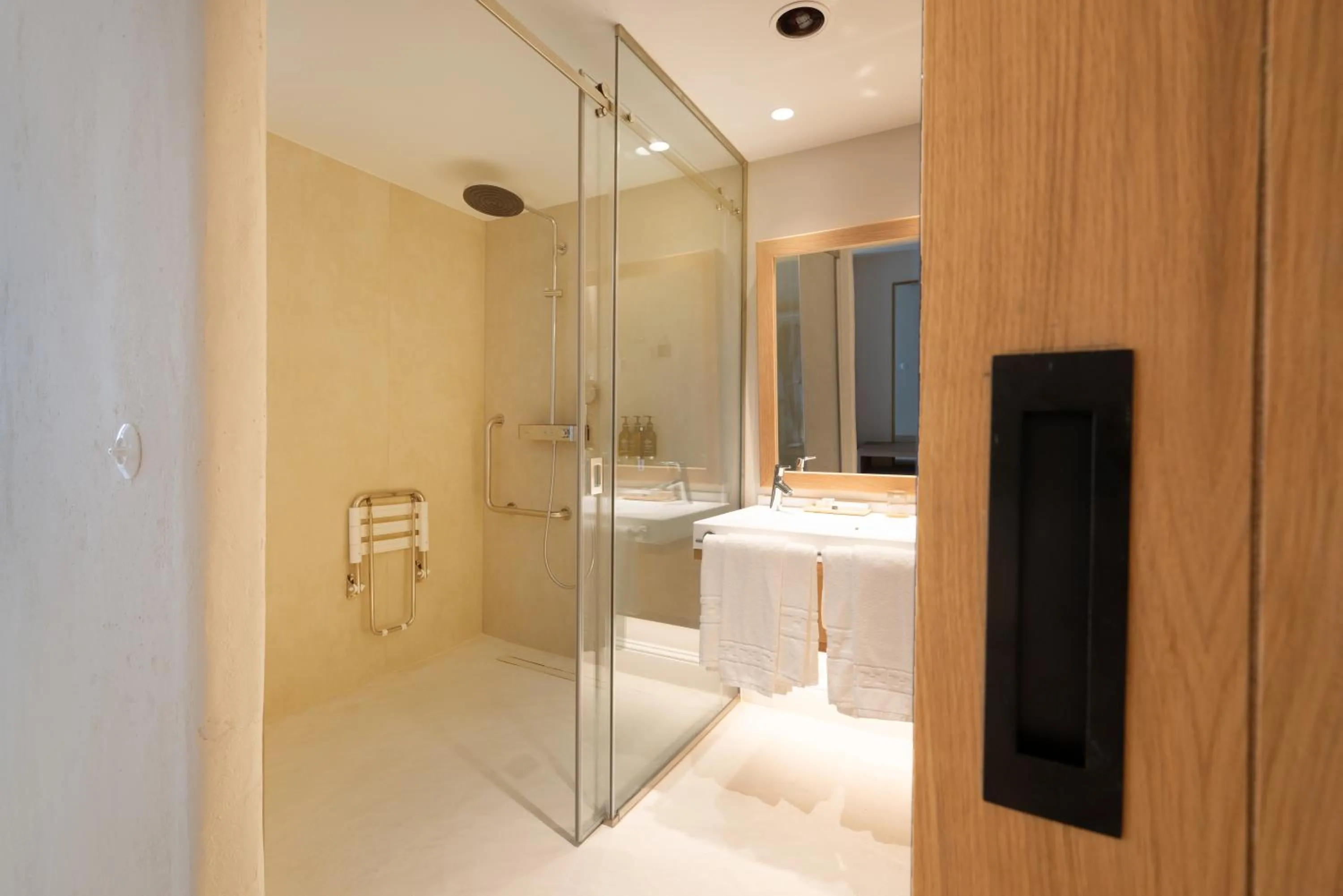 Facility for disabled guests in DAIA Slow Beach Hotel Conil - Adults Only Recommended