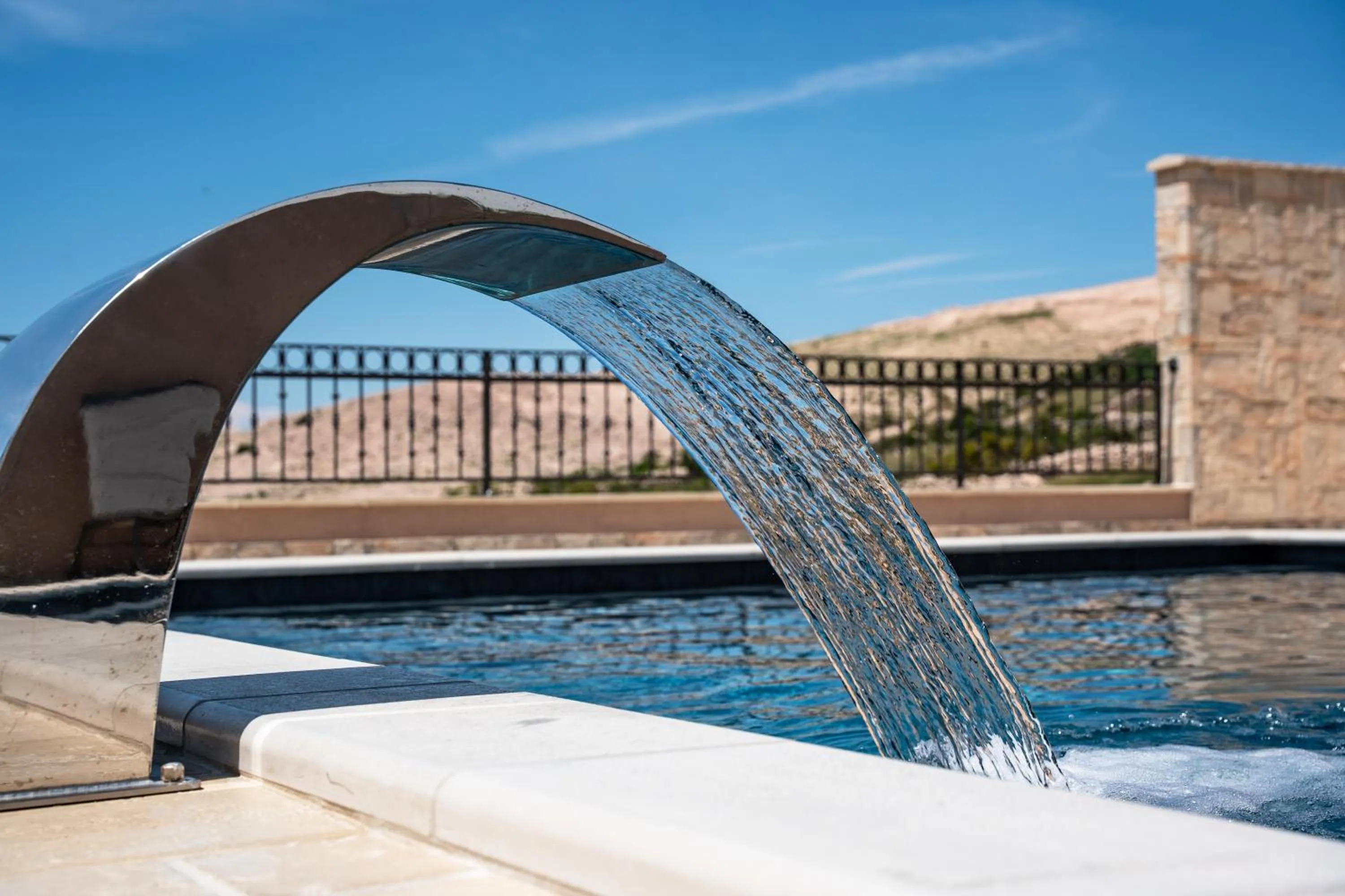 Swimming pool in Bed & Breakfast Marta & Tona