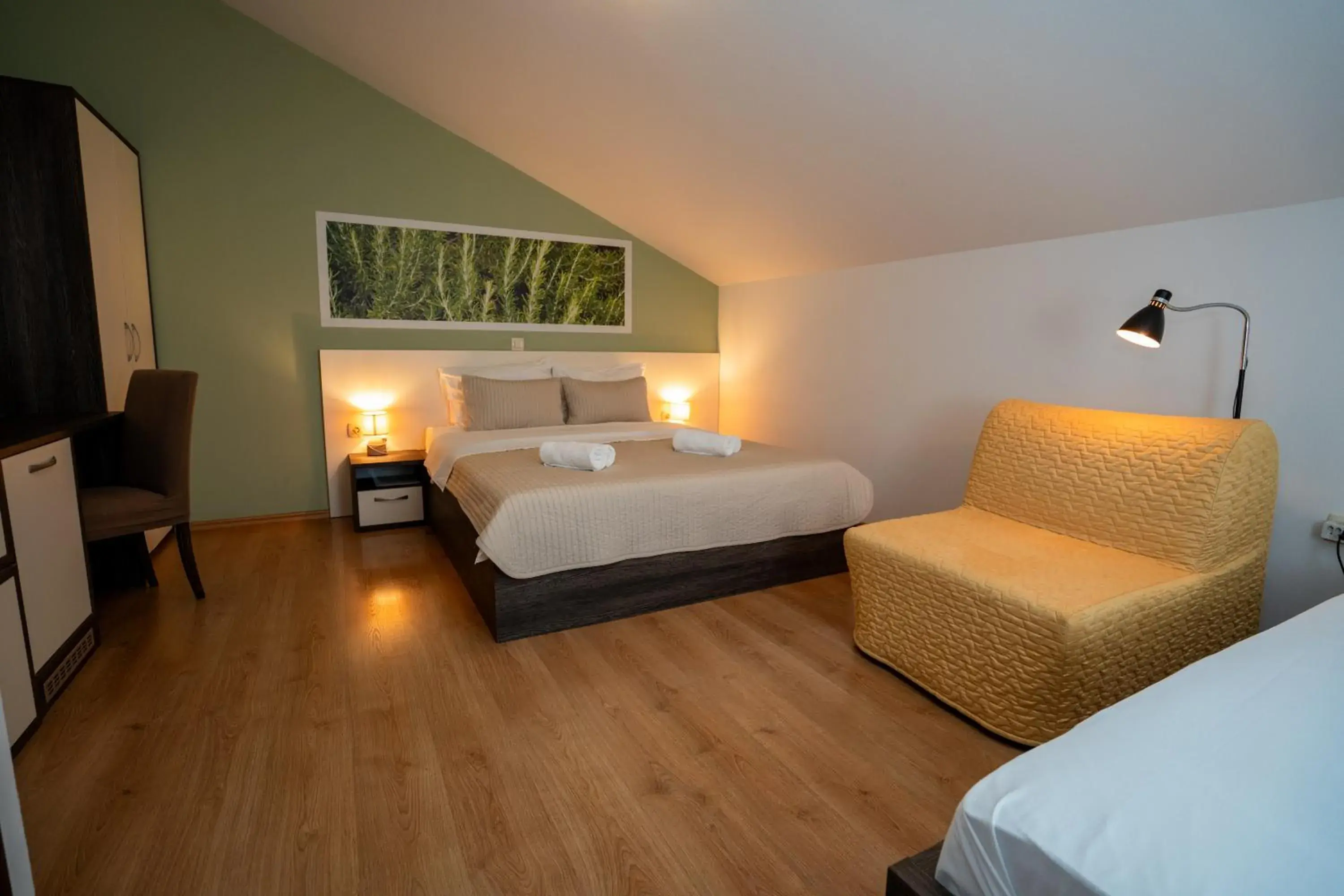 Triple Room with Balcony in Bed & Breakfast Marta & Tona Triple Room with Balcony in Bed & Breakfast Marta & Tona