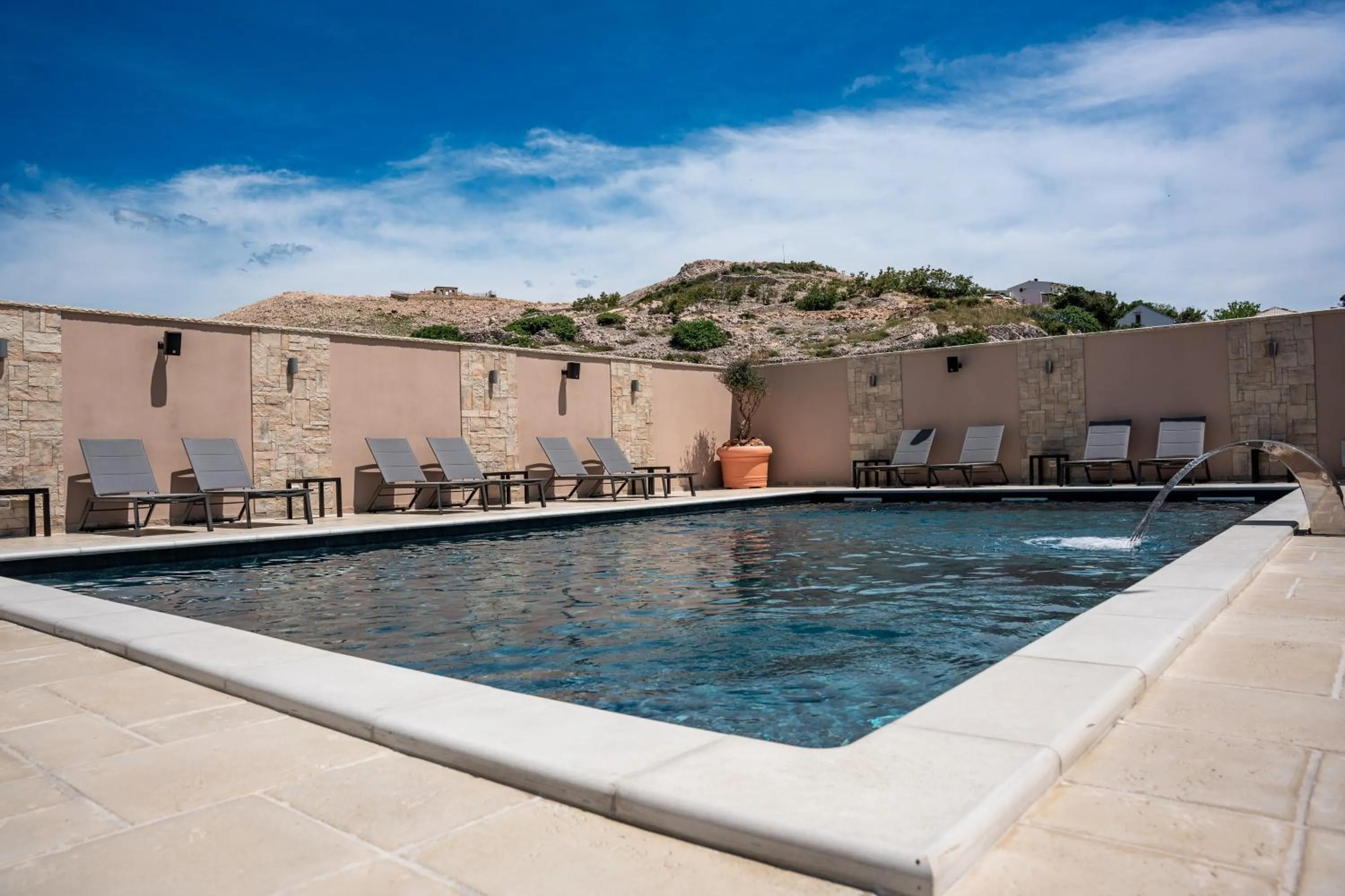 Swimming pool in Bed & Breakfast Marta & Tona