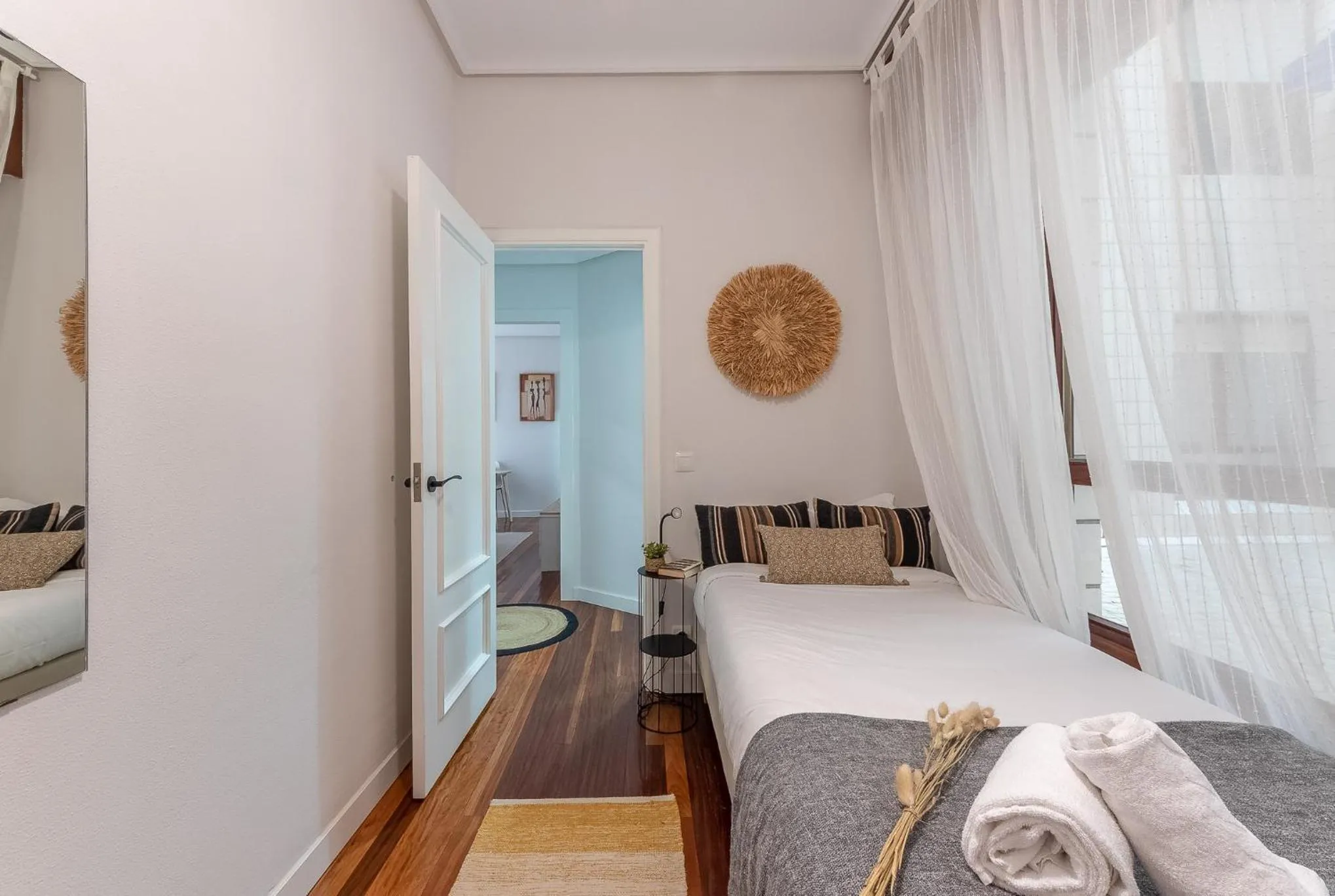 Photo of the whole room, Bed in Confort y buena ubicación - Bilbao centro