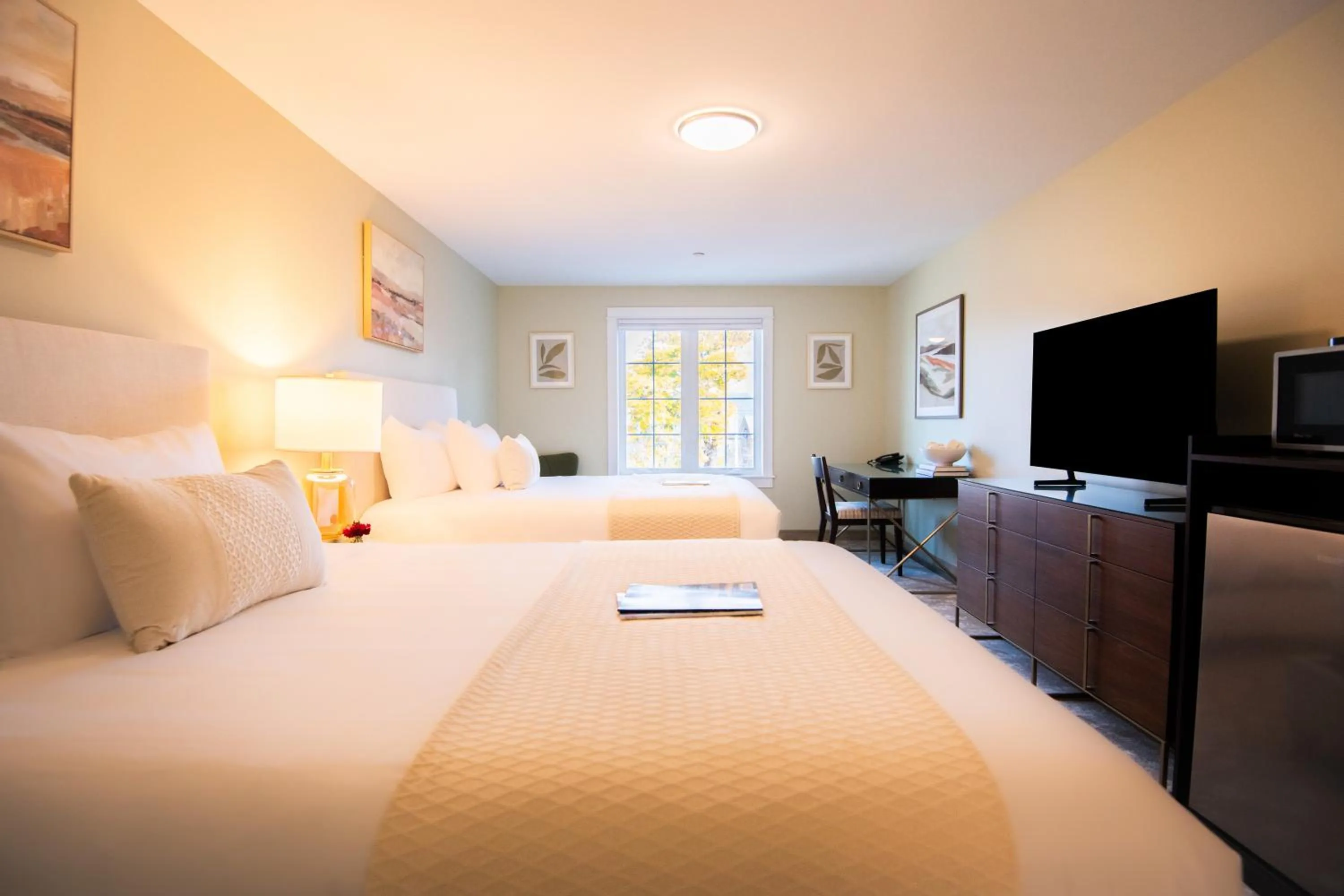 Bed in The Pathmaker Hotel