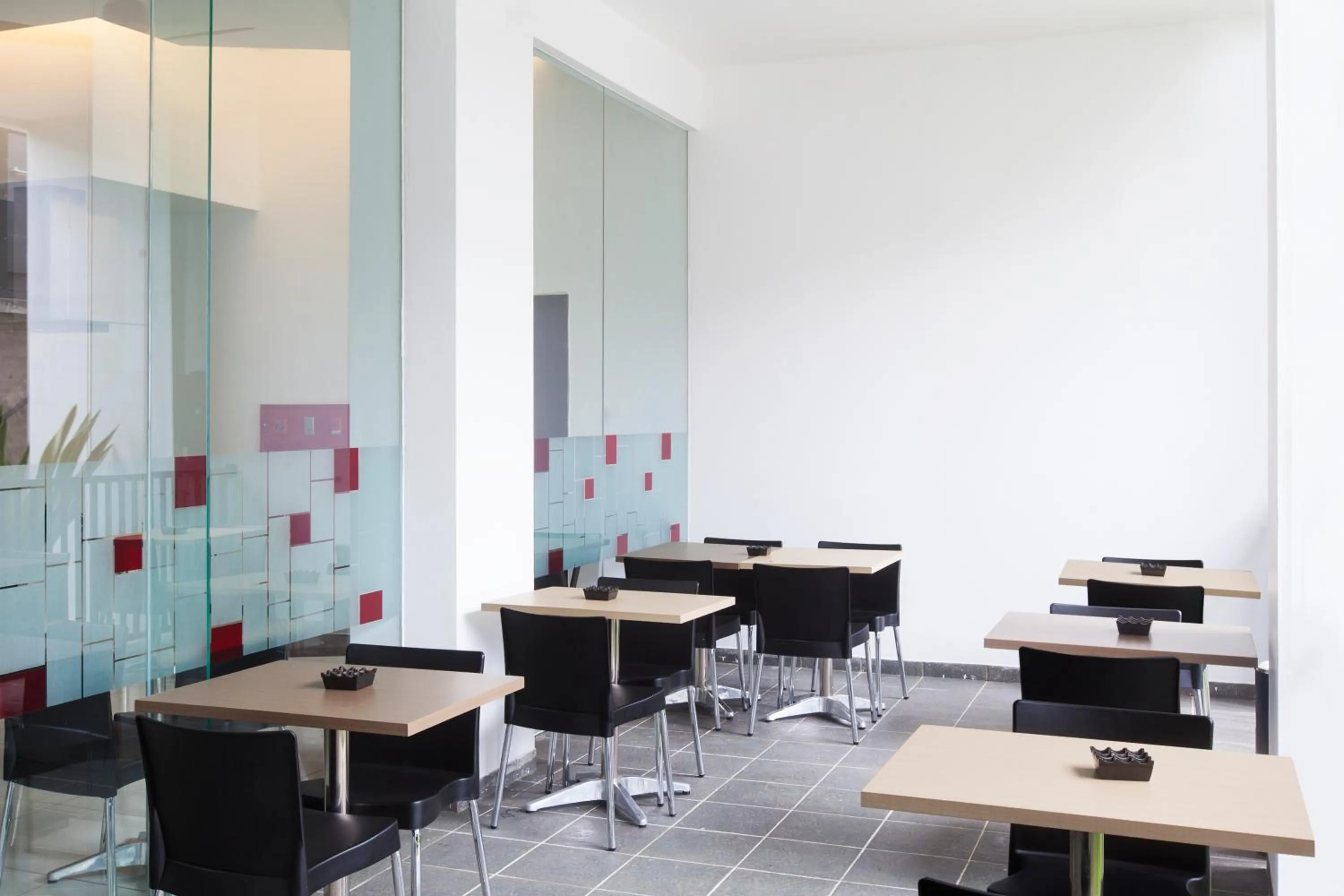 Restaurant/places to eat in Amaris Hotel Samarinda