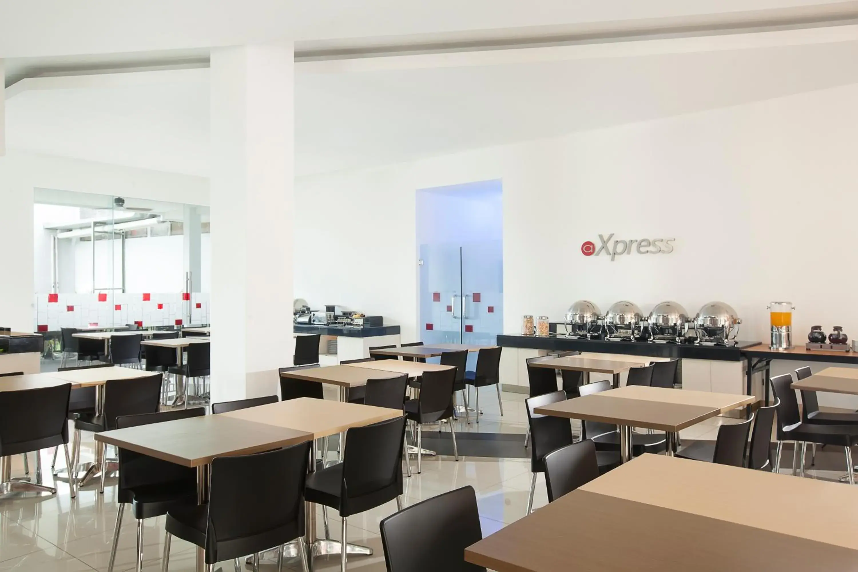 Restaurant/places to eat in Amaris Hotel Samarinda Restaurant/places to eat in Amaris Hotel Samarinda