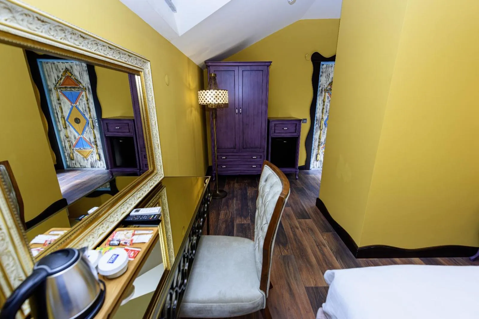 hair dresser, Bed in TOK EPİK HOTEL