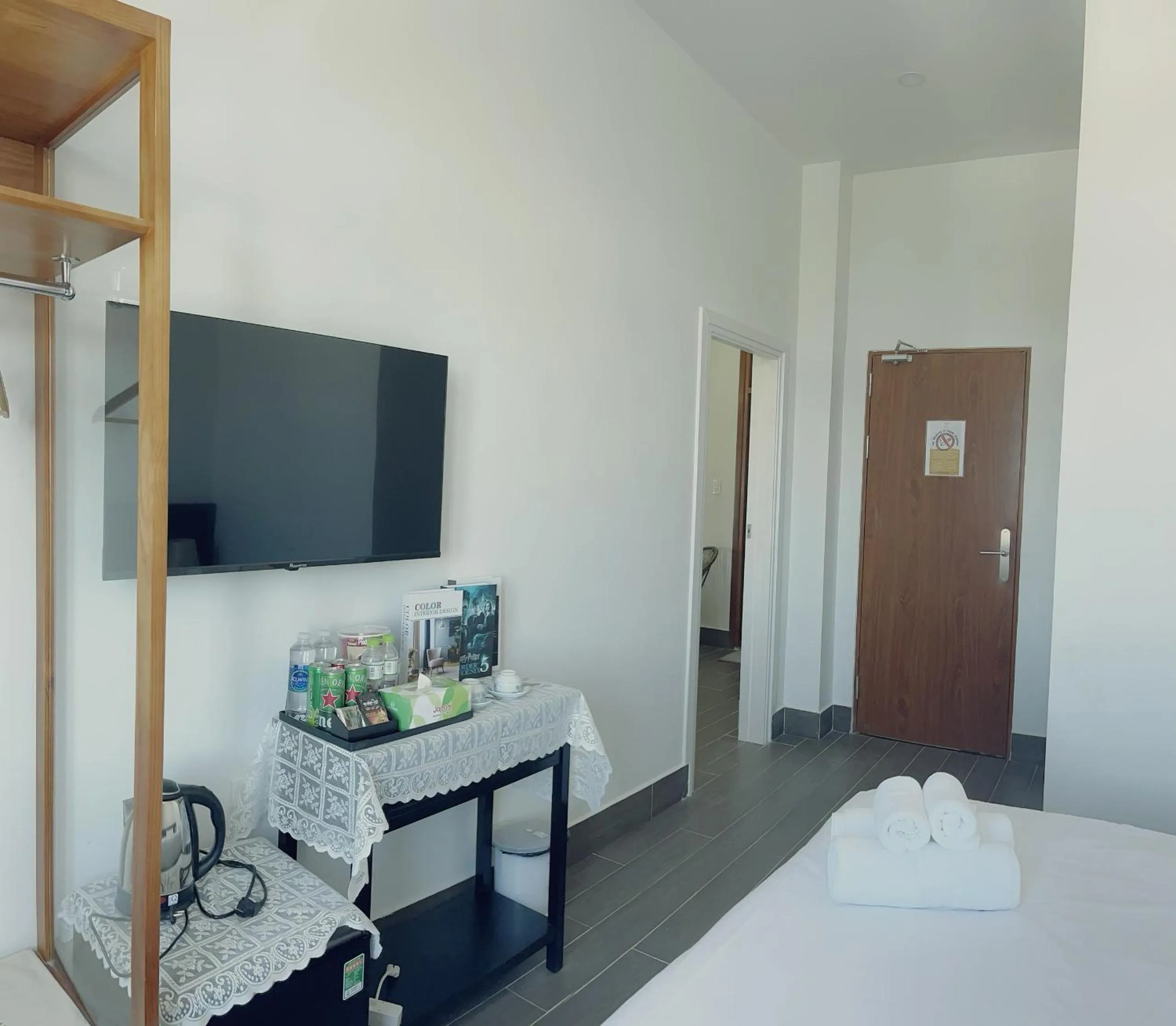 Photo of the whole room, Bed in OLAGI HOTEL