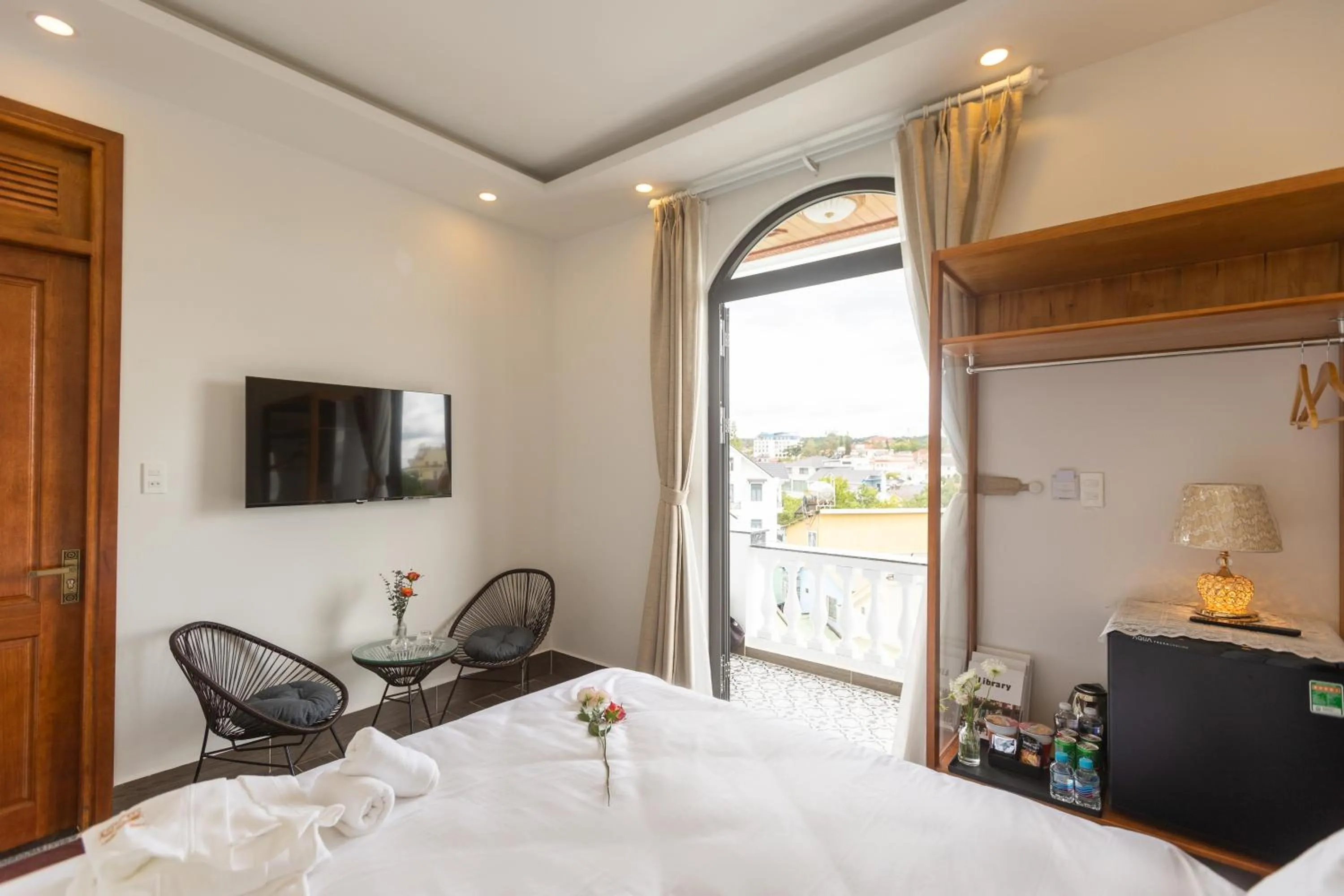 Photo of the whole room, Bed in OLAGI HOTEL