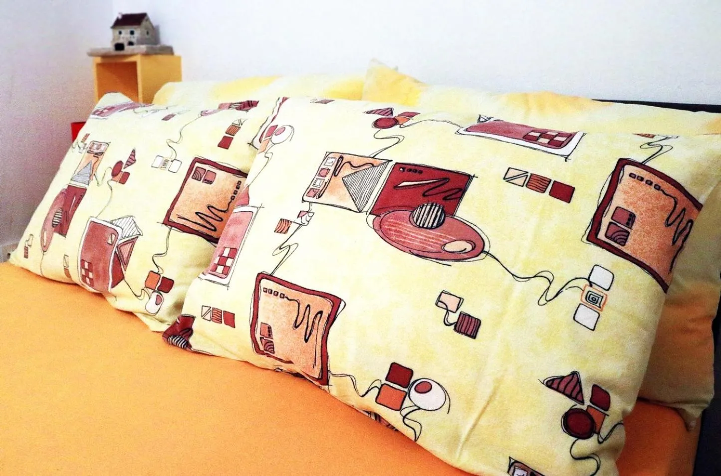 Bed in Rooms Alijev