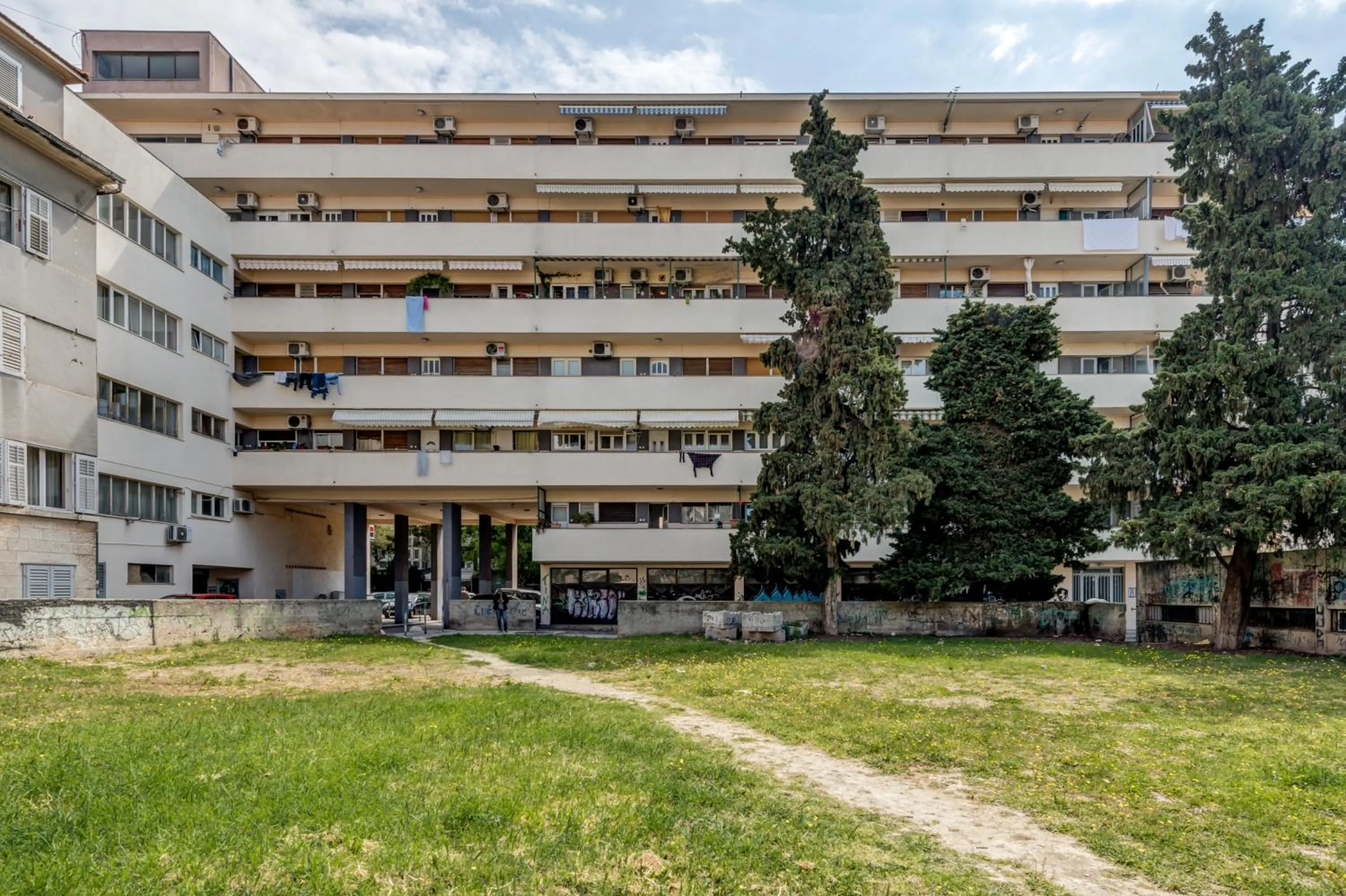 Property building in Rooms Alijev