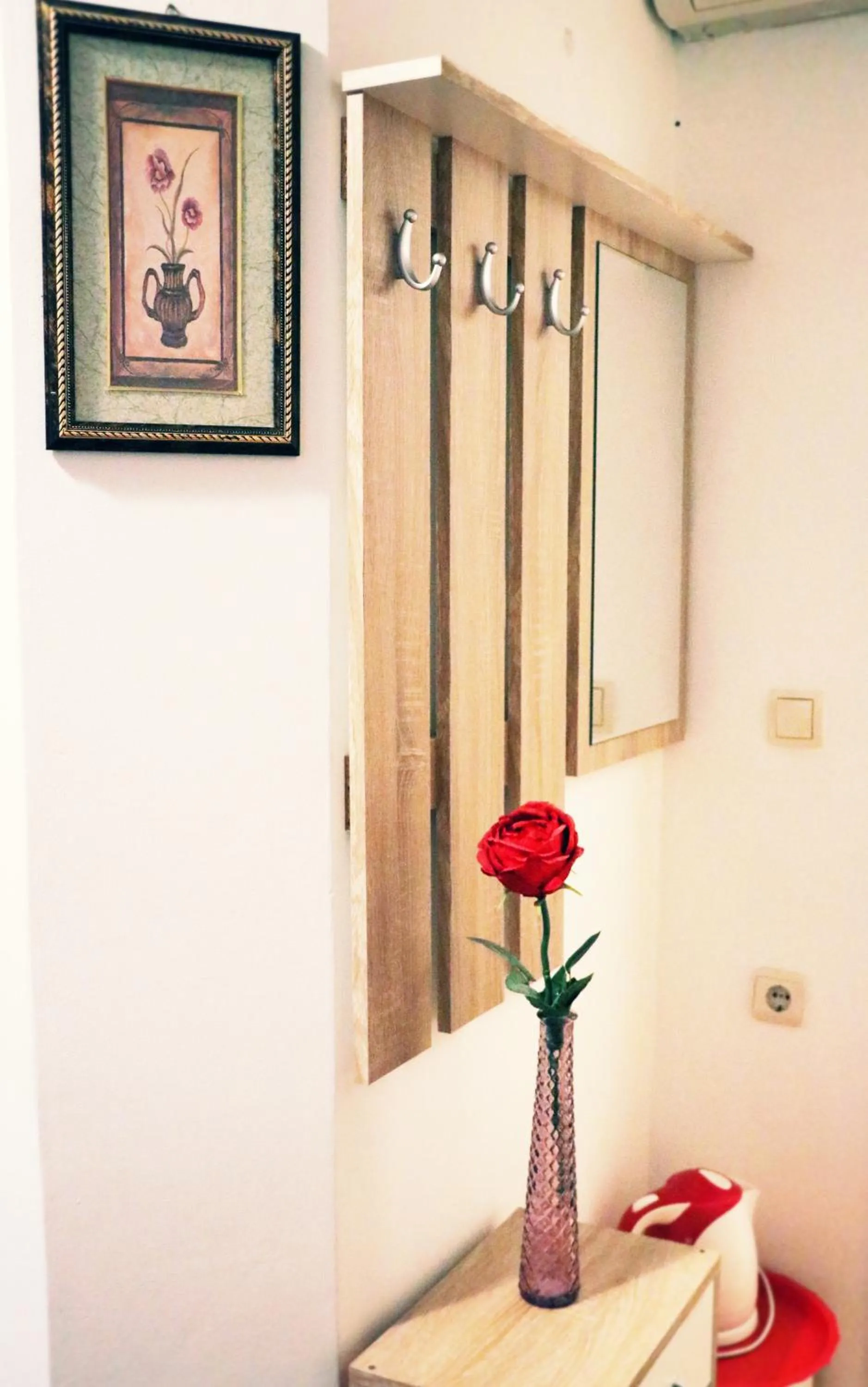 Decorative detail in Rooms Alijev