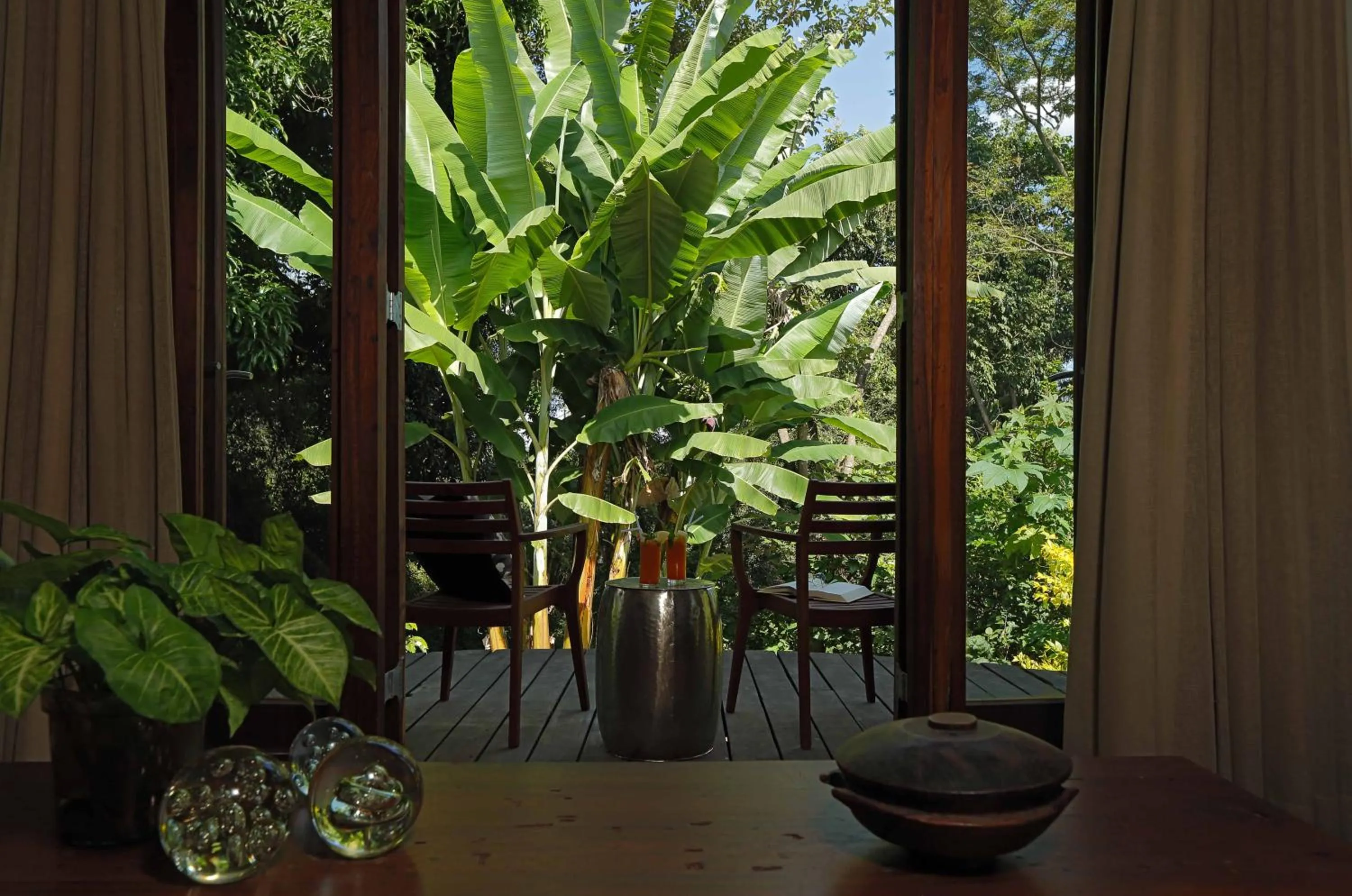 Garden in Lake Duluti Lodge