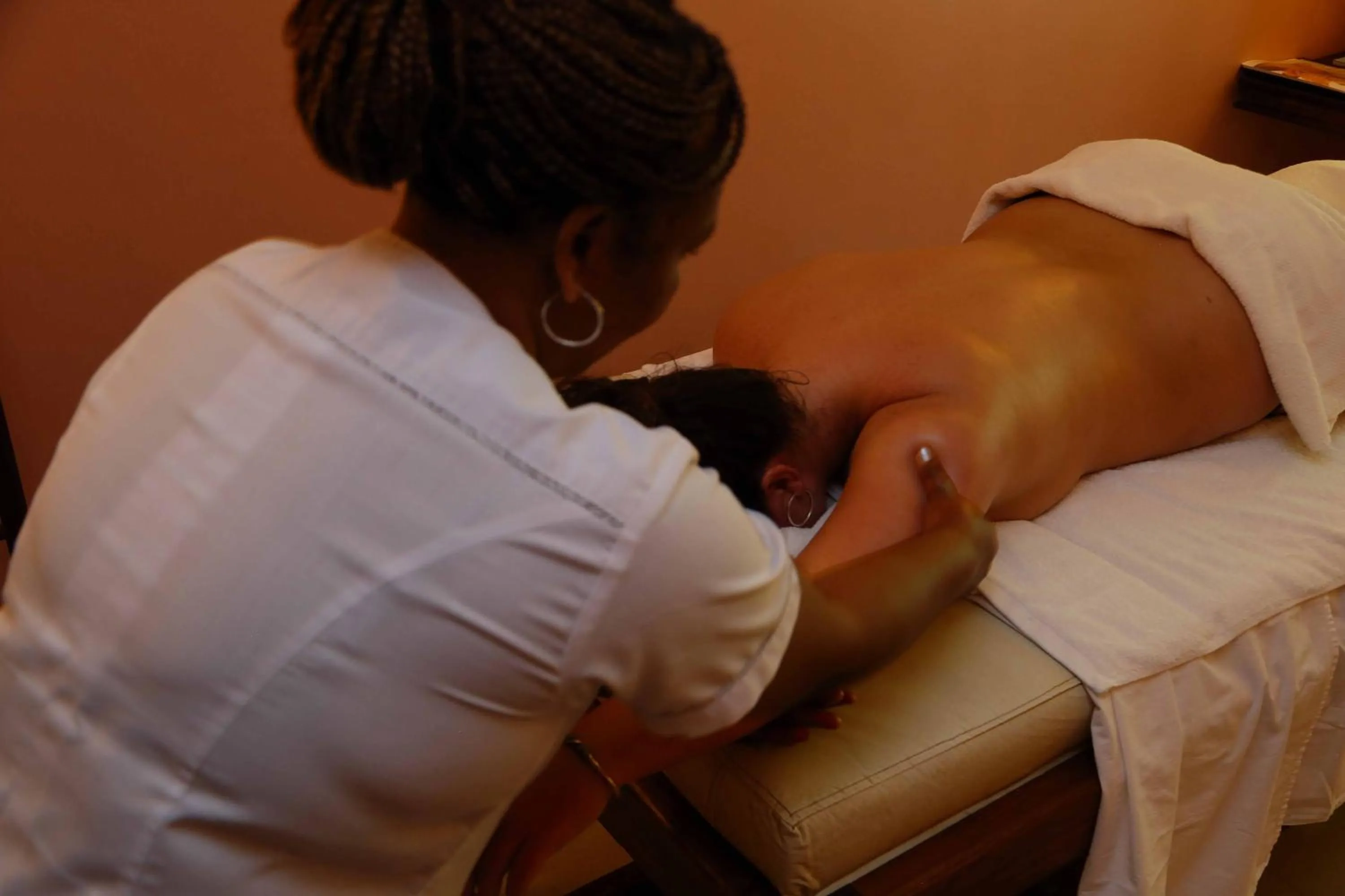 Spa and wellness centre/facilities in Lake Duluti Lodge