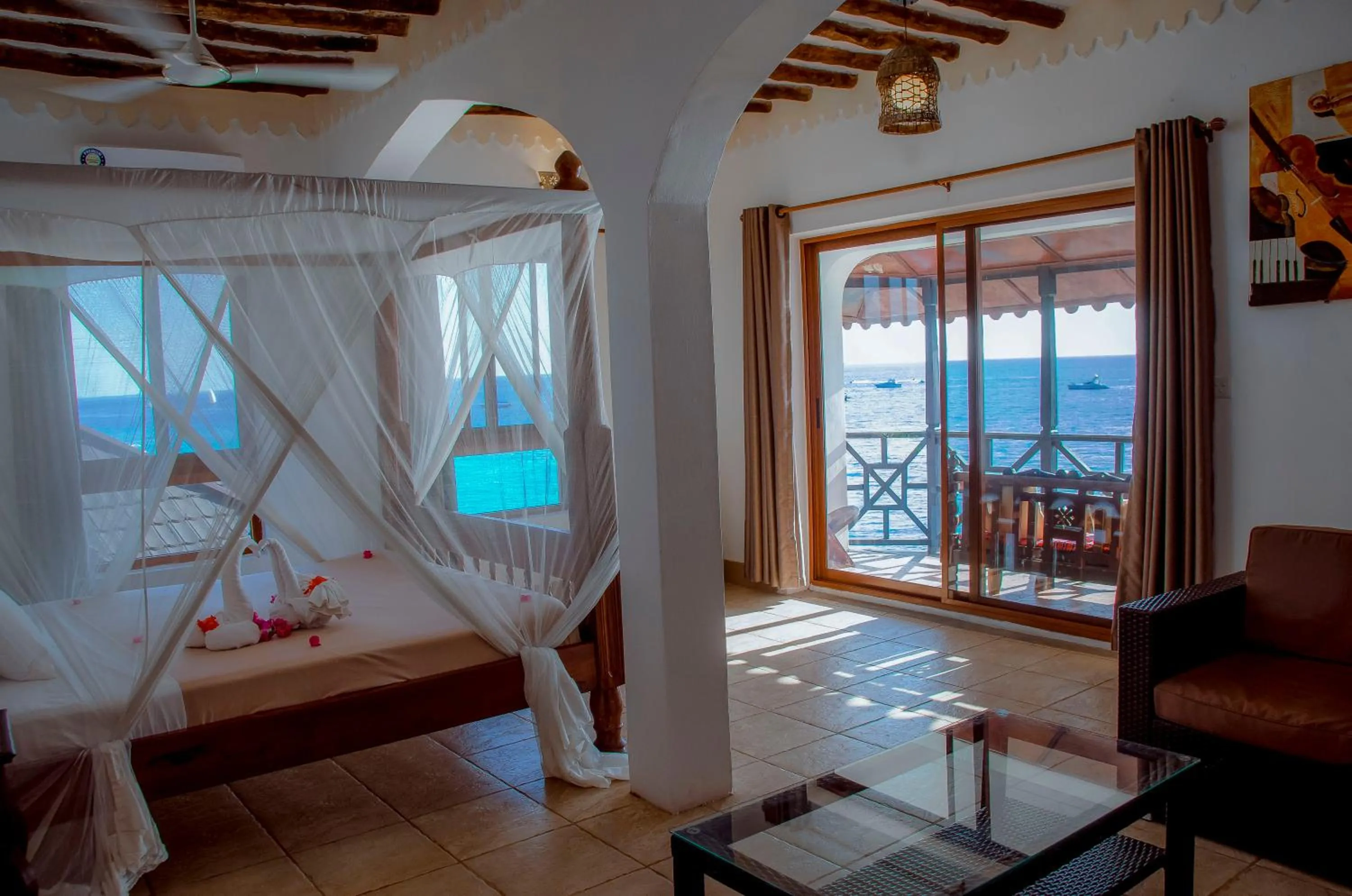 Balcony/Terrace, Bed in Langi Langi Beach Bungalows