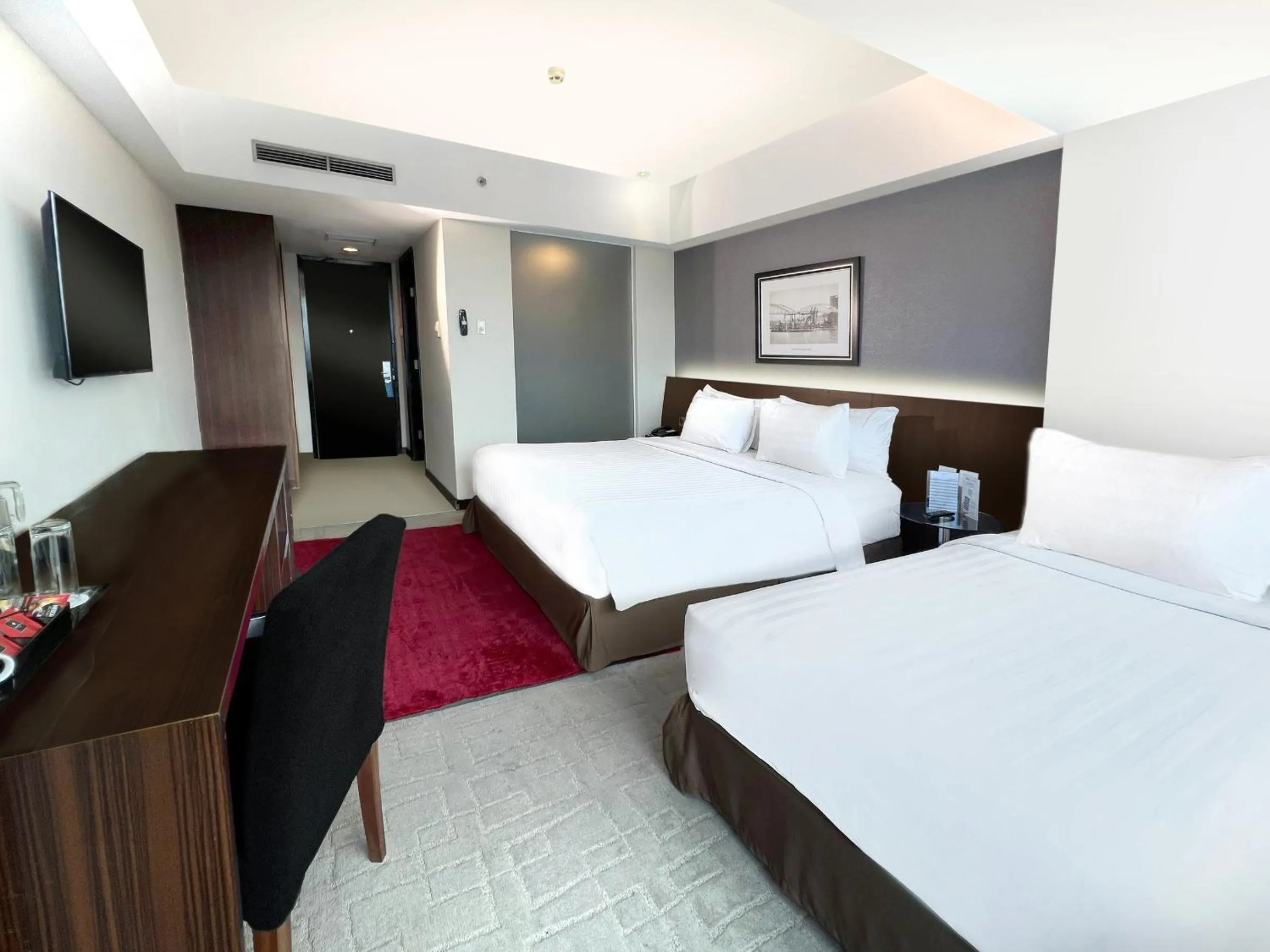 Bed in Aston Madiun Hotel & Conference Center