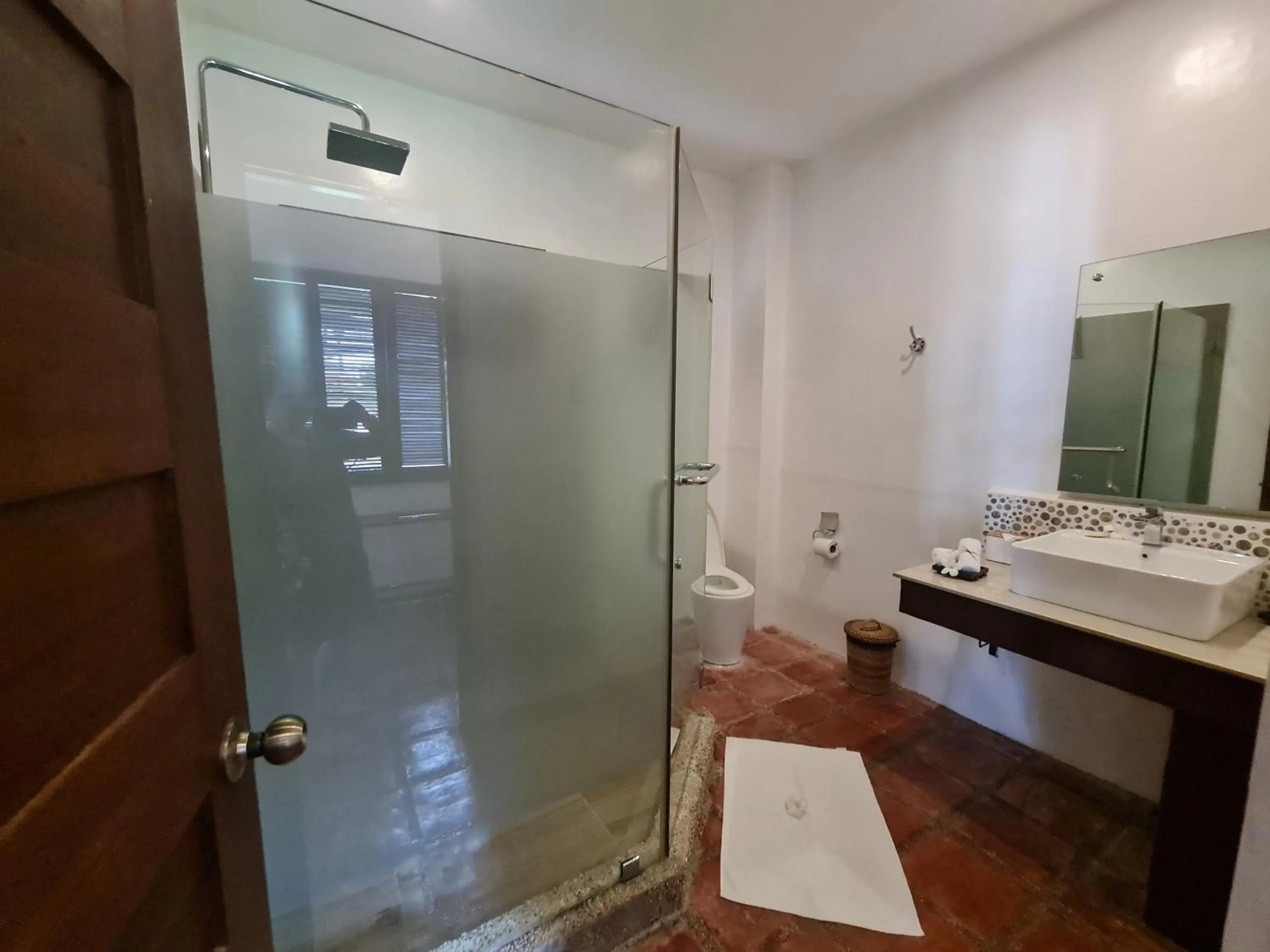 Shower in The Ananyana Beach Resort by SMS Hospitality