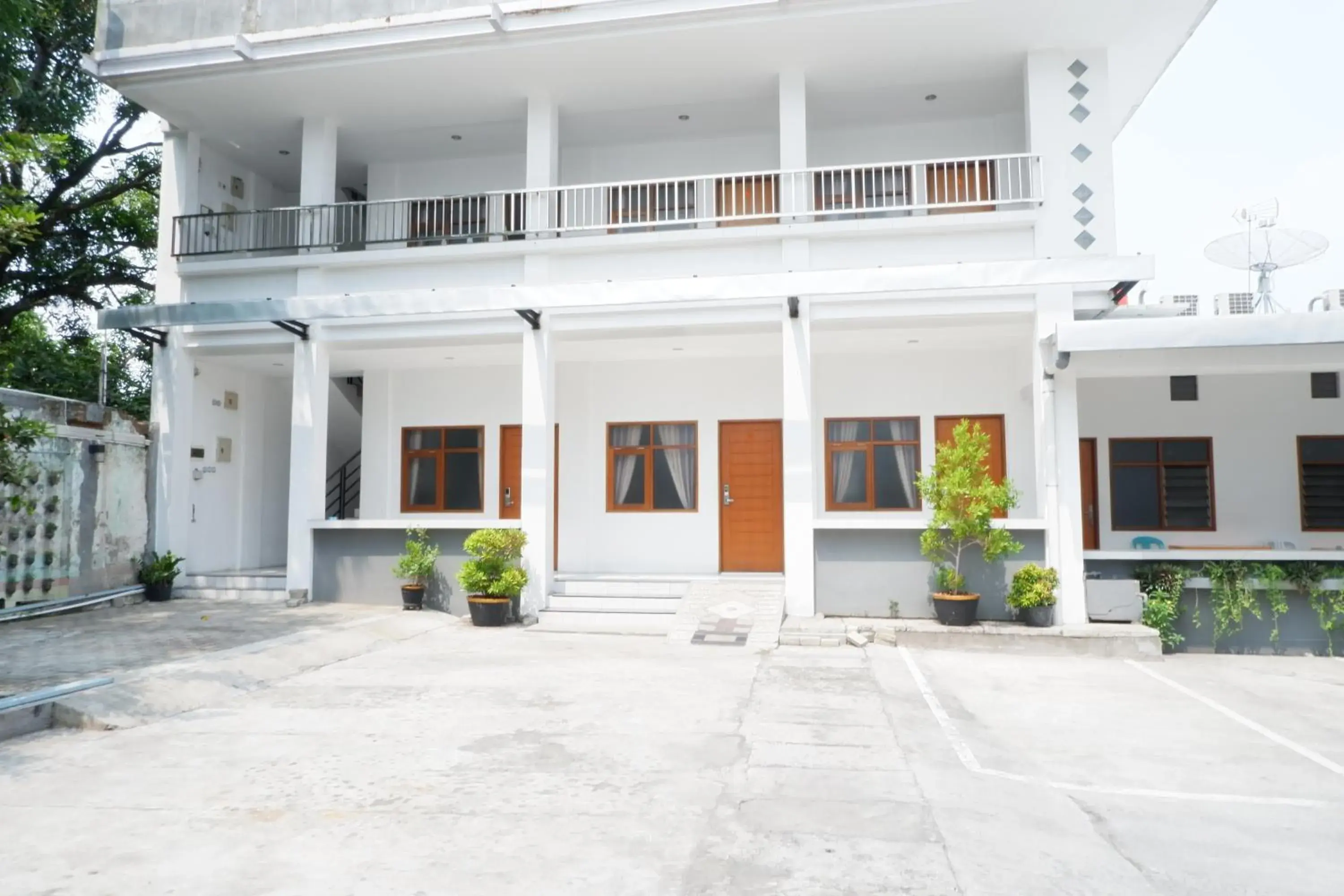 Property building in Hotel Netral Jombang Property building in Hotel Netral Jombang