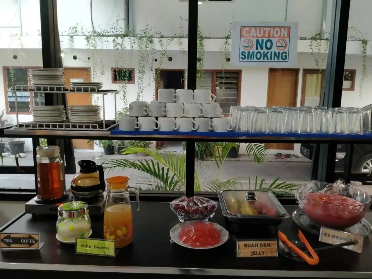 Food and drinks in Hotel Netral Jombang Food and drinks in Hotel Netral Jombang