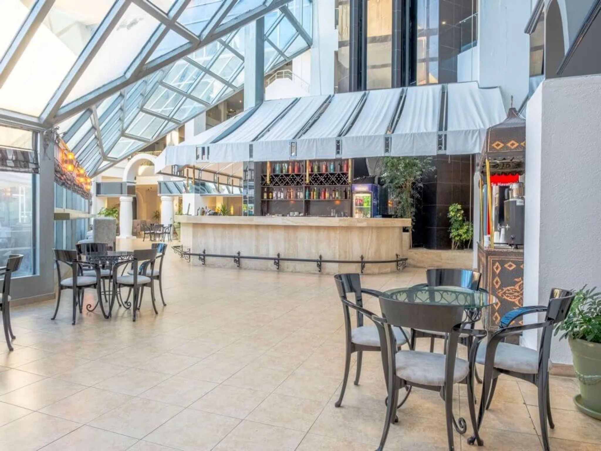 Lounge or bar in Queen's Park Resort Göynük